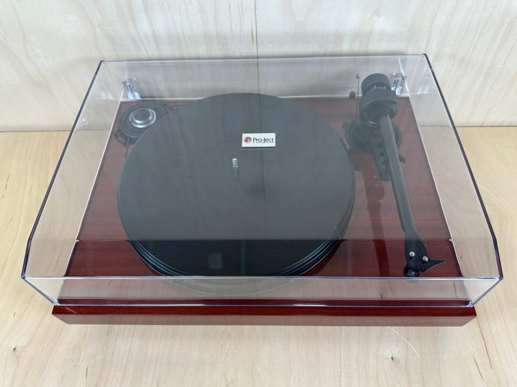 Pro-Ject 2 Xperience Classic Mahogany Turntable