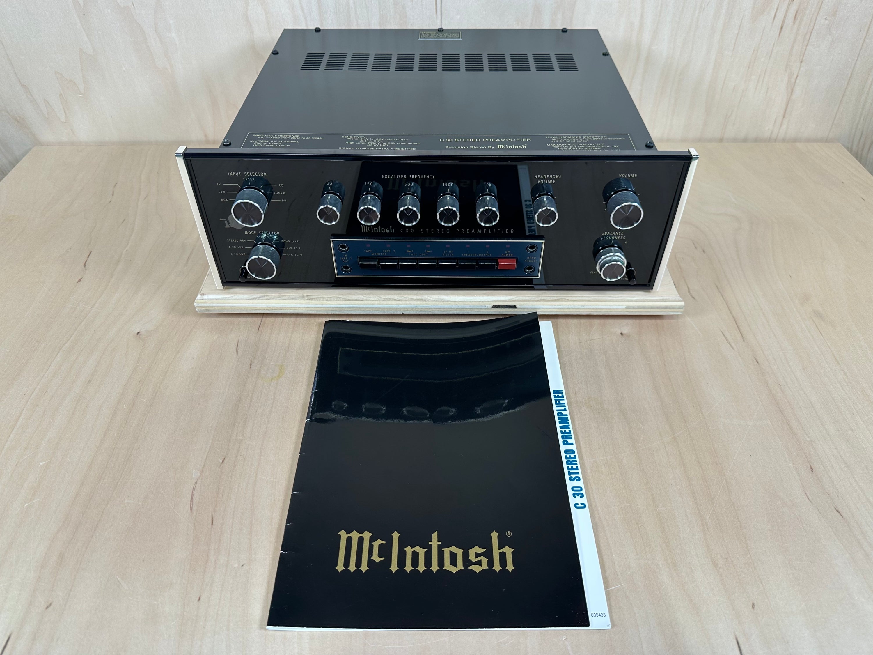 McIntosh C30 Stereo Preamplifier w/New Factory Box