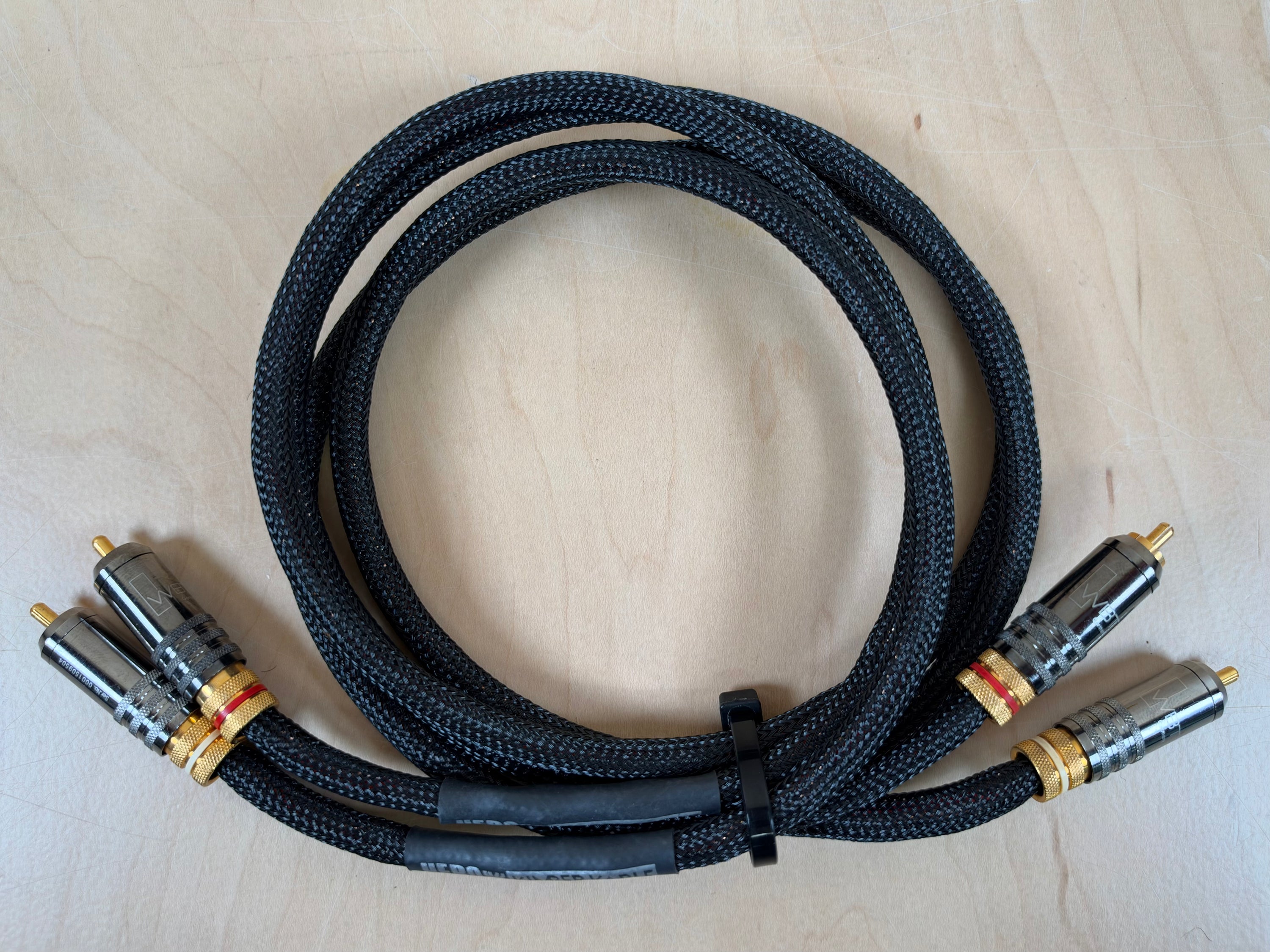 Kimber Kable Hero RCA Interconnects w/WBT-0108 Connectors 1 Meter Pair
