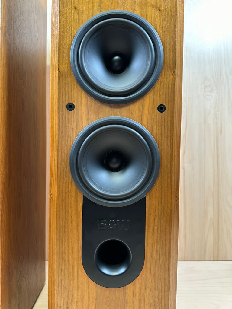 B&W Bowers & Wilkins Matrix 803 Series 2 Speakers in Walnut