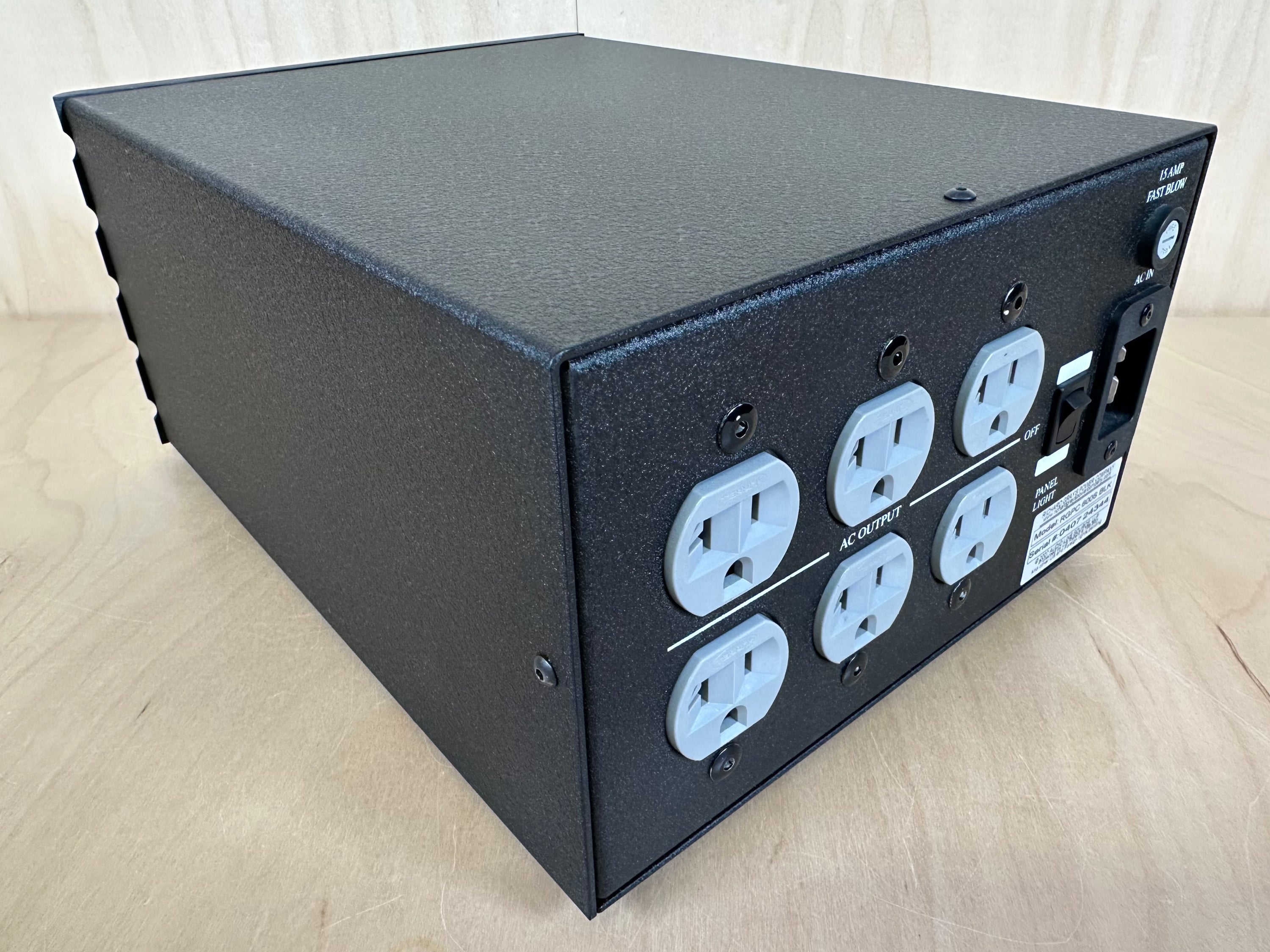 Richard Gray’s Power Company Power Conditioner model: RGPC 600S BLK