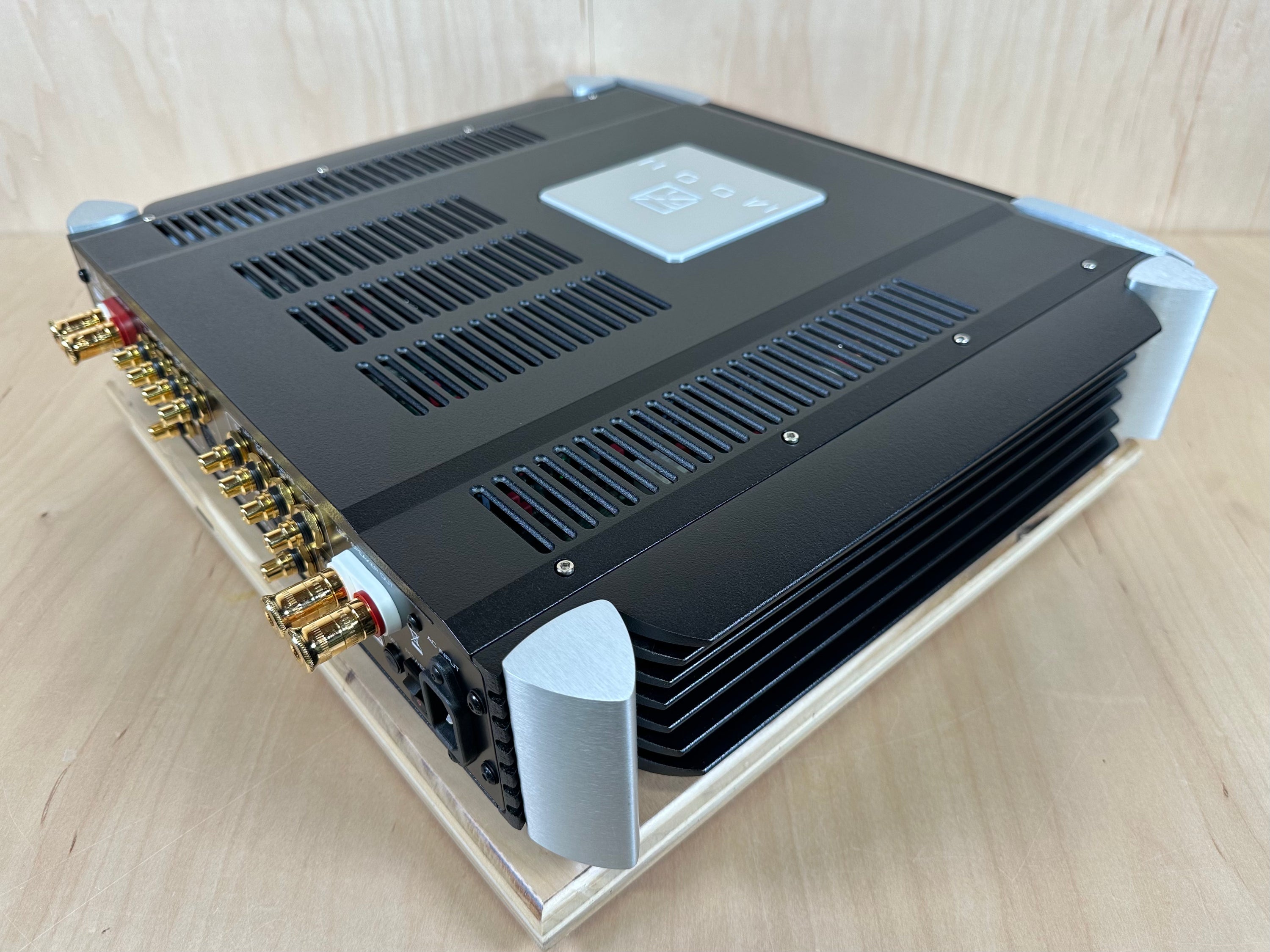 Simaudio Moon 600i Integrated Amplifier