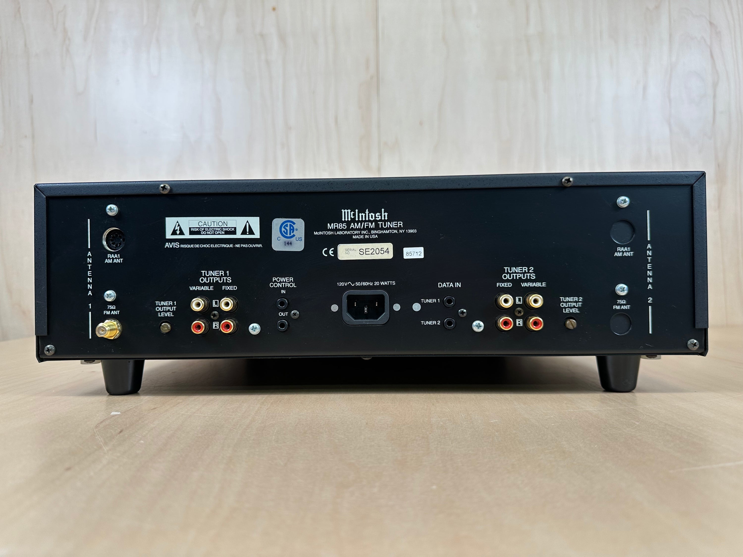 Mcintosh MR85 AM/FM Tuner w/New Factory Box