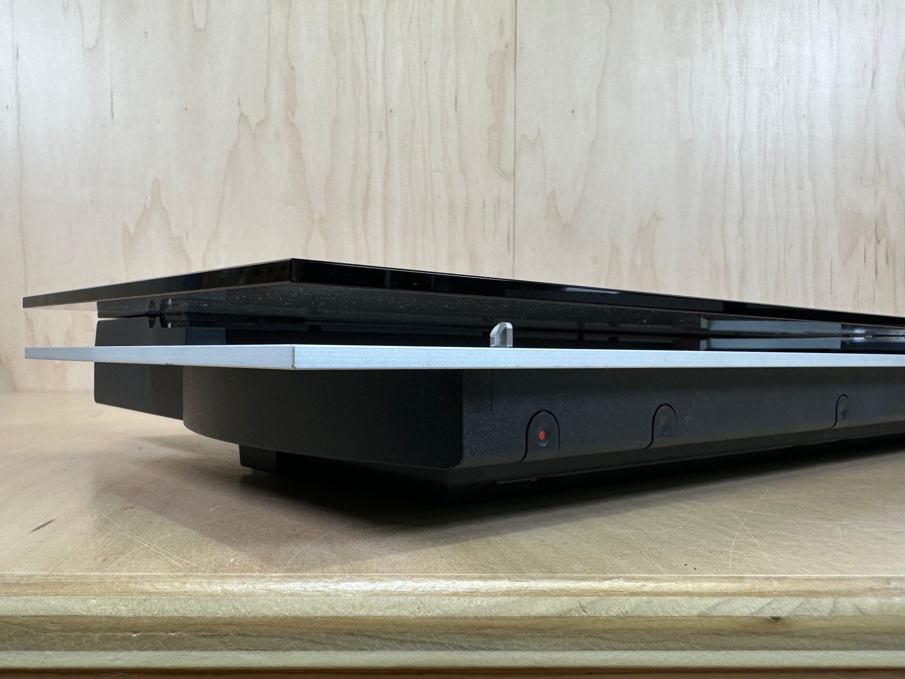 Bang & Olufsen BeoSound 9000 (CD 9000) Type 2563 MK II Version