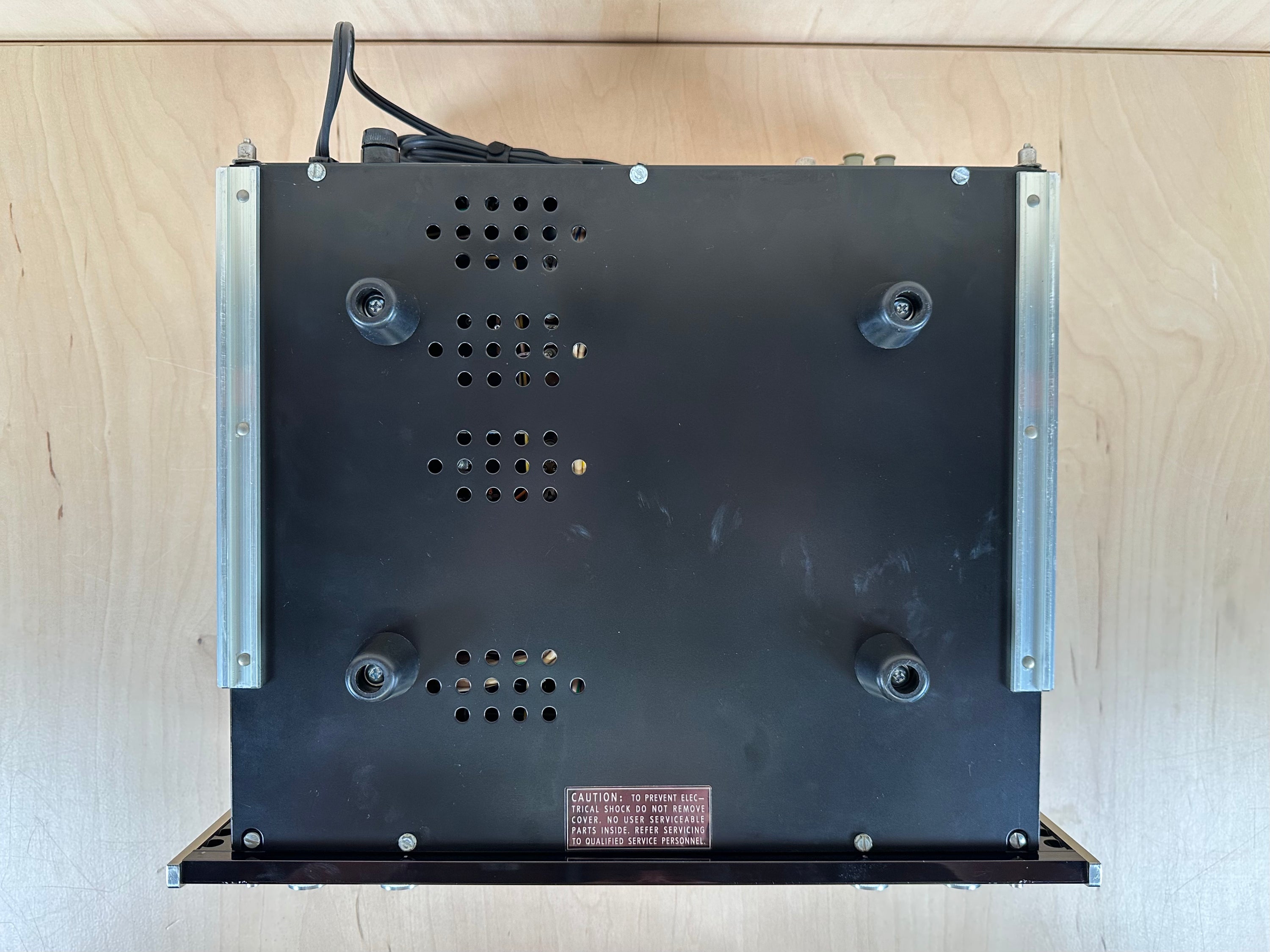 McIntosh C28 Stereophonic Preamplifier