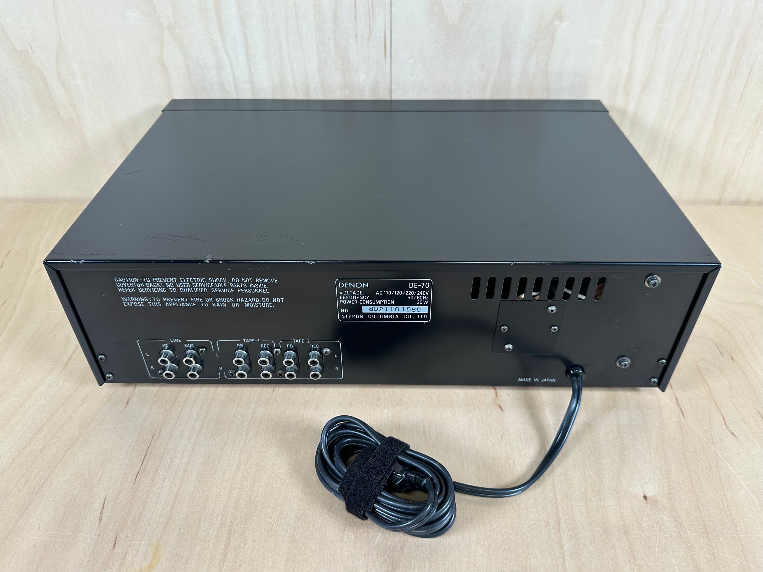DENON DE-70 Stereo Graphic Equalizer
