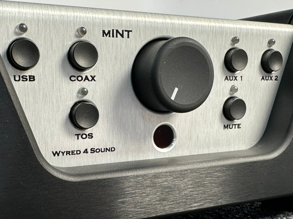 Wyred 4 Sound Mint Integrated Amp Factory Serviced