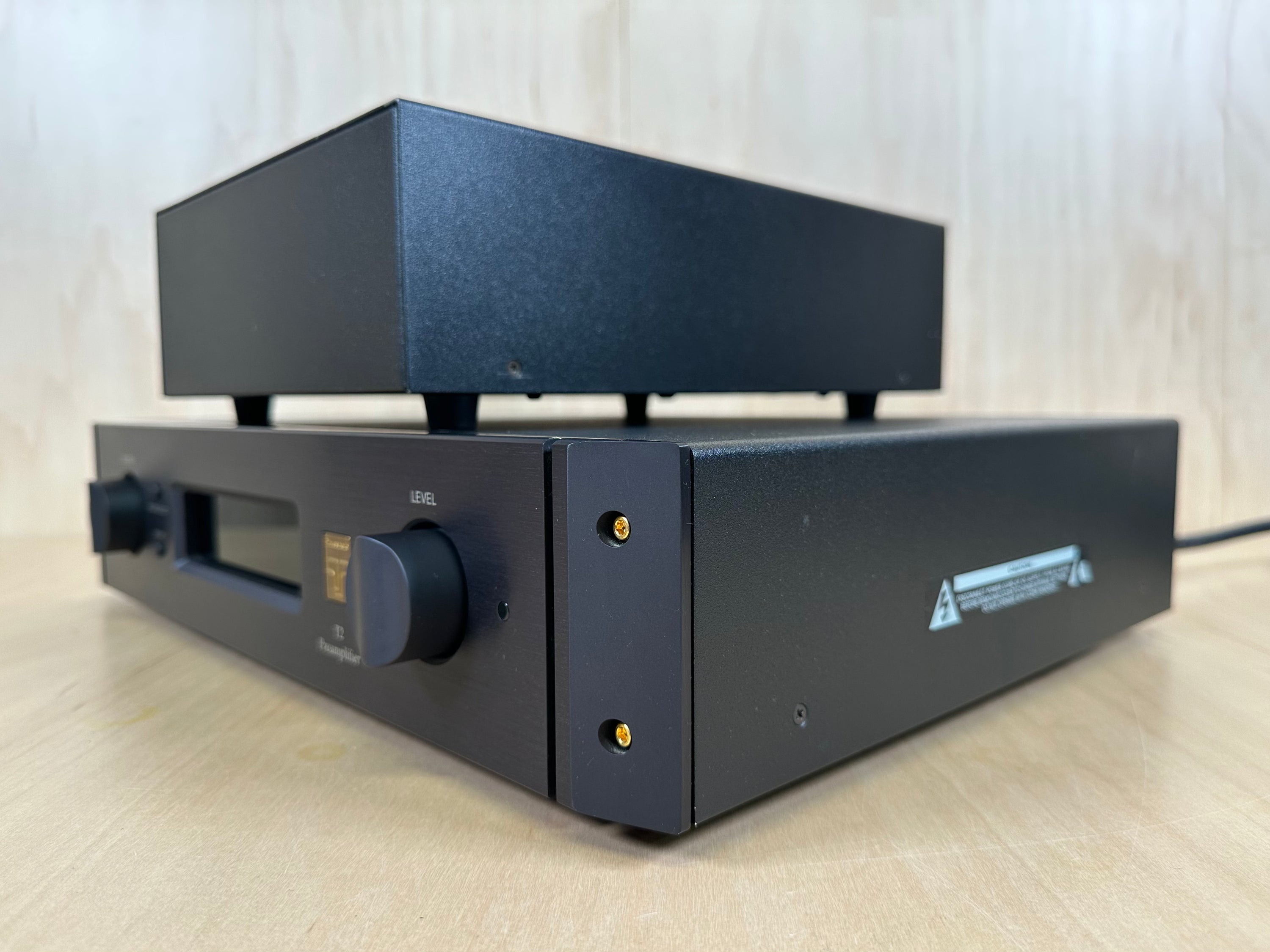 Threshold T2 Preamplifier