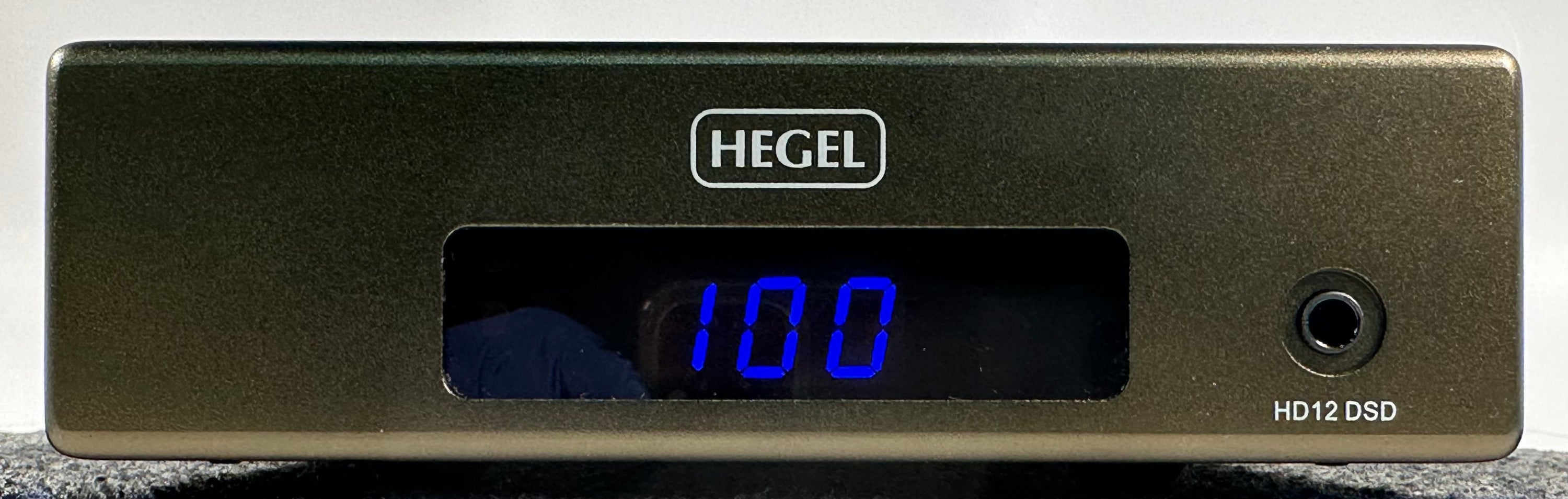 Hegel HD12 DSD DAC w/Remote