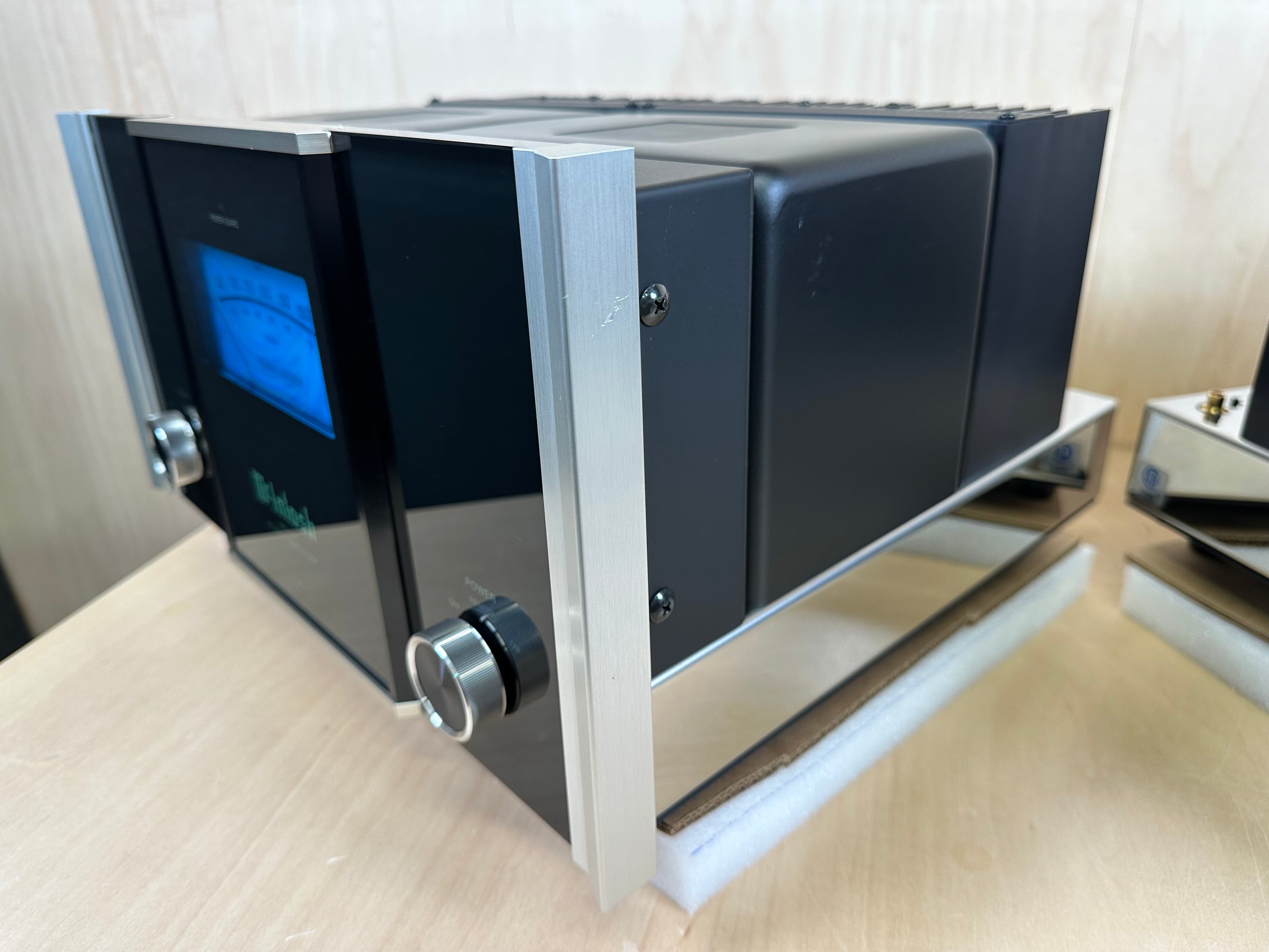 McIntosh MC501 Power Amplifiers (pair)