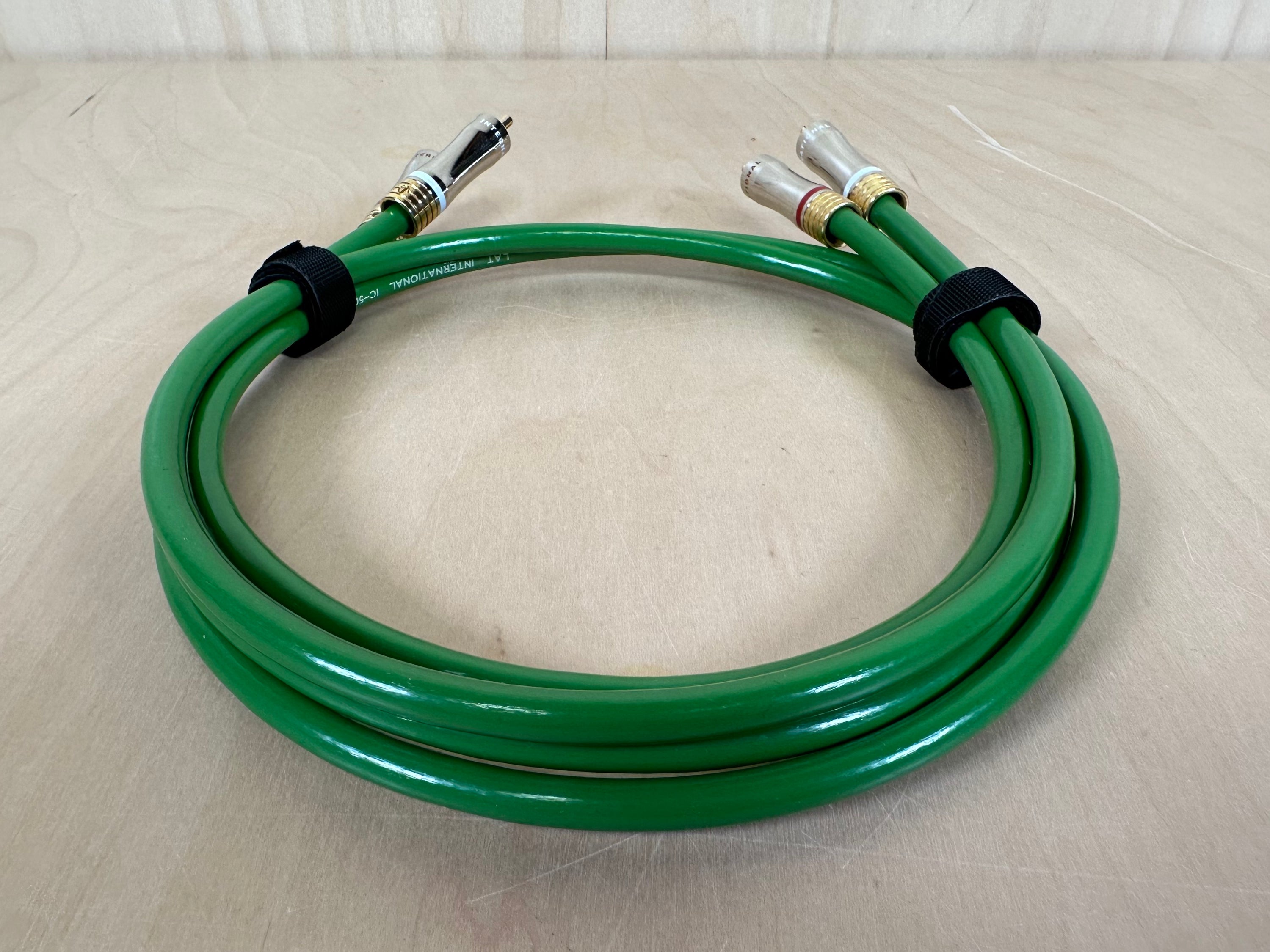 LAT International IC-50 RCA Interconnects 1 meter