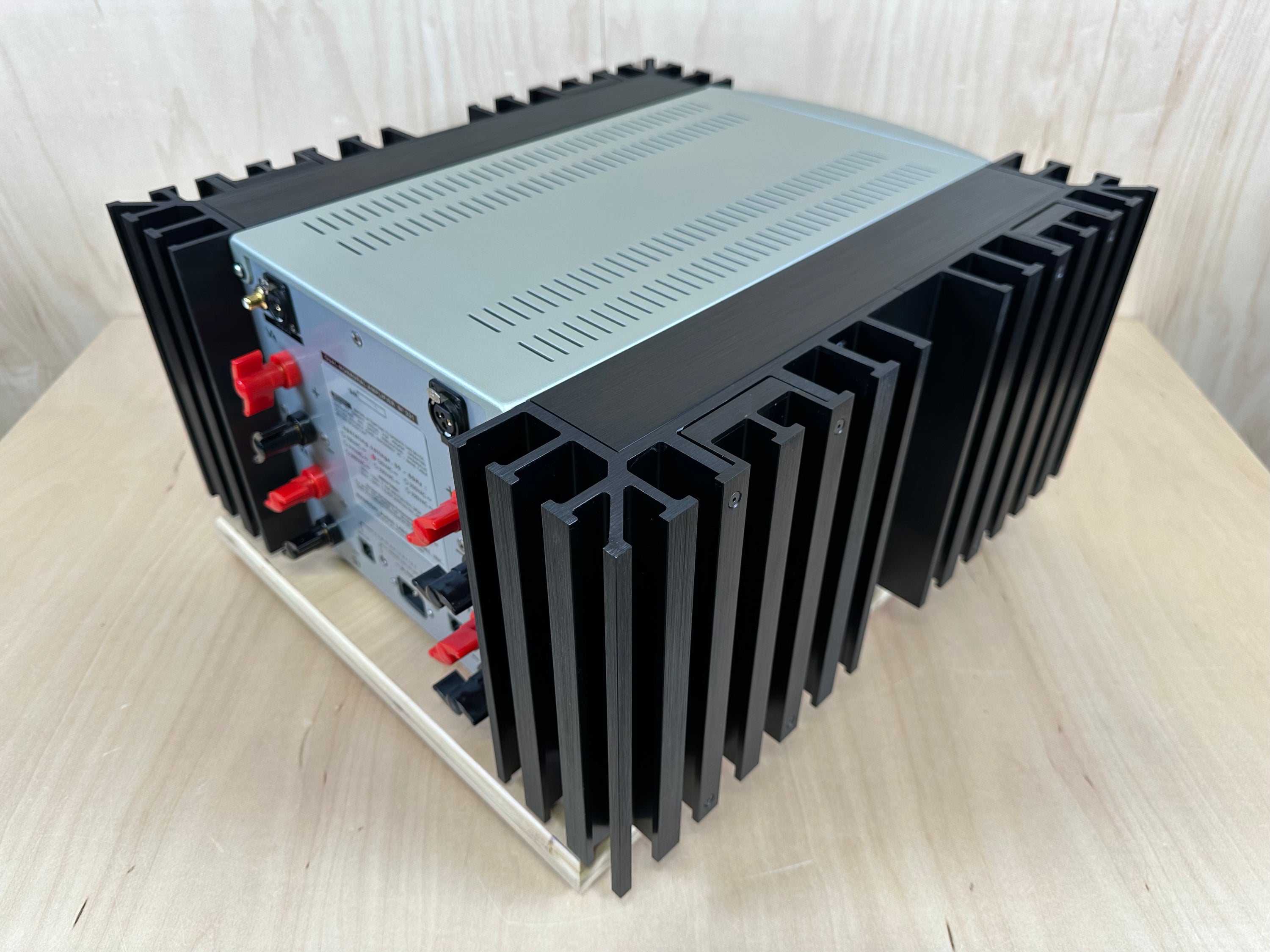 Mark Levinson 331 Dual Monaural Amplifier Recapped and Serviced