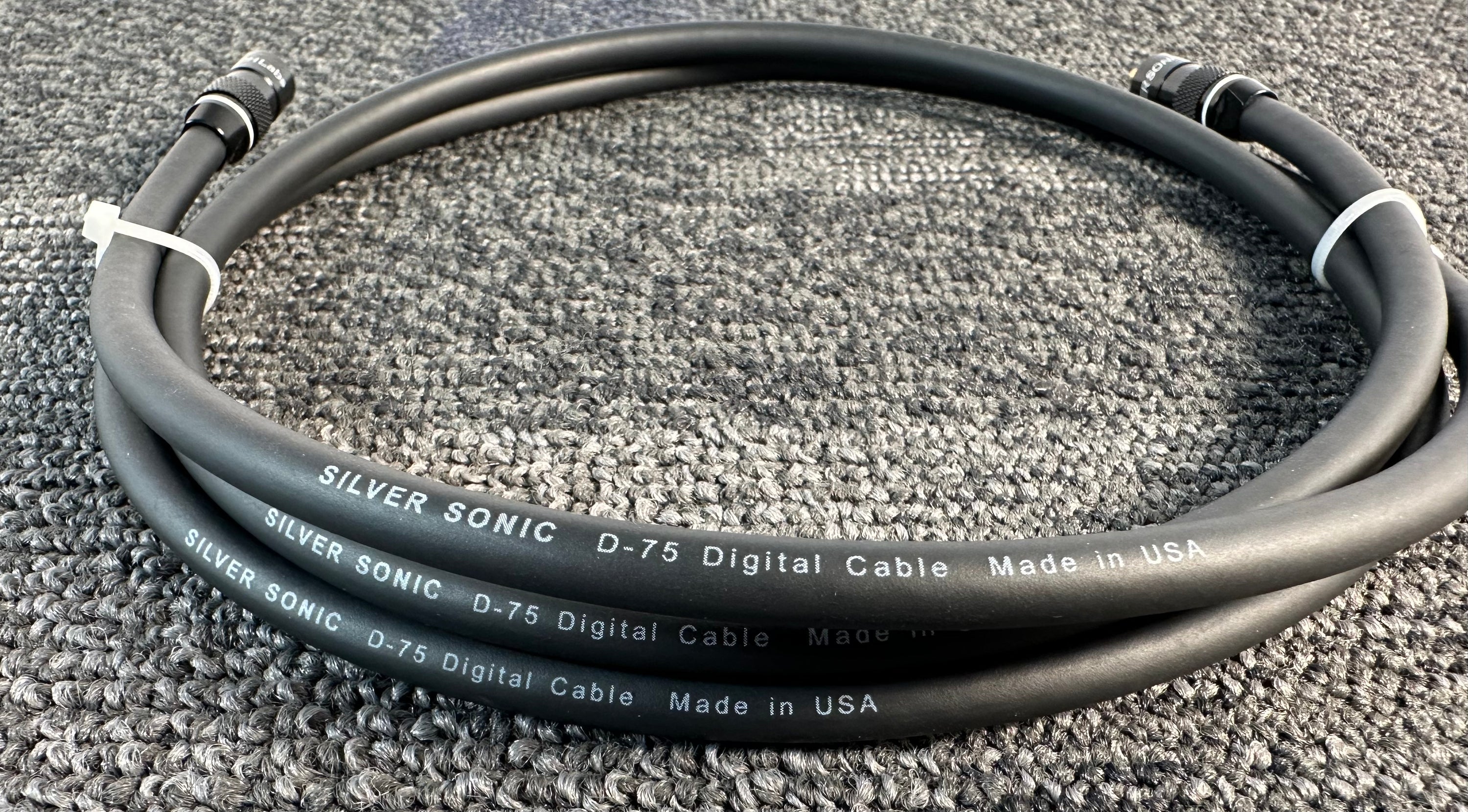 DH Labs Silver Sonic D-75 Digital Coax Audio Cable RCA To RCA 1.5 Meter