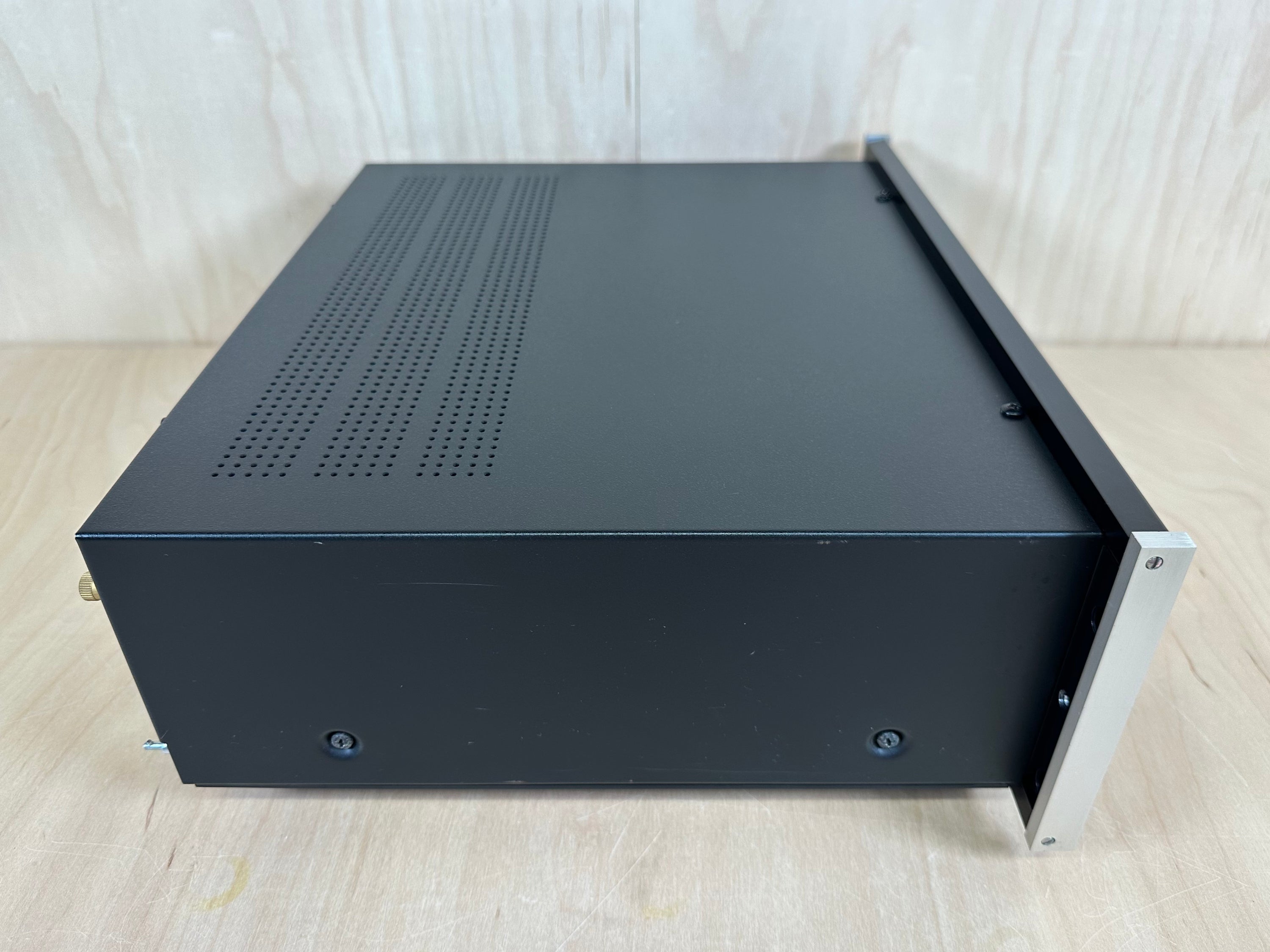 McIntosh C37 System Control Center Preamp