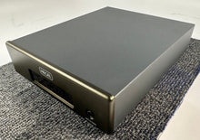 Load image into Gallery viewer, Hegel HD12 DSD DAC w/Remote
