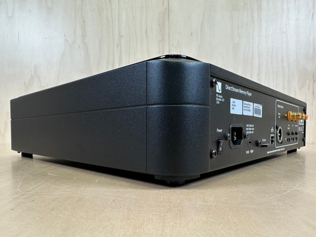 PS Audio DirectStream Memory Player. CD SACD Universal Transport w/Original Remote