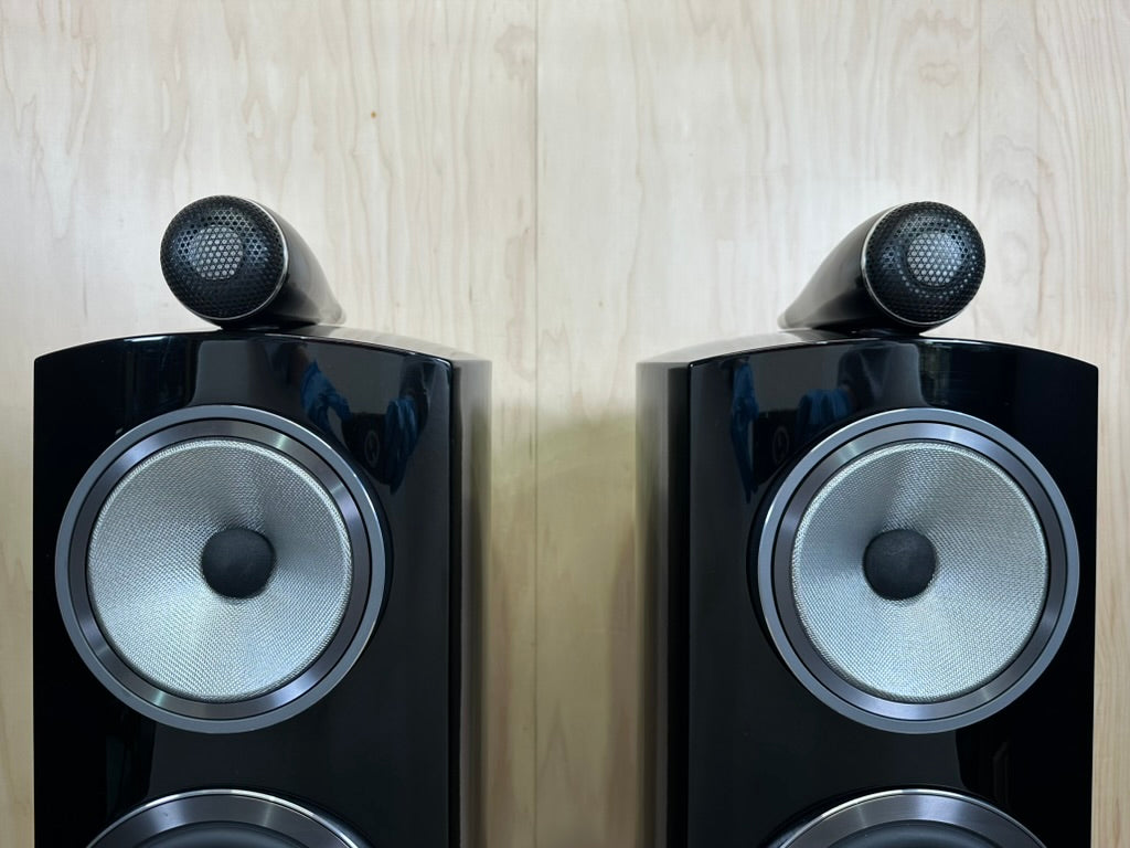 B&W 804 D3 Speakers Gloss Black