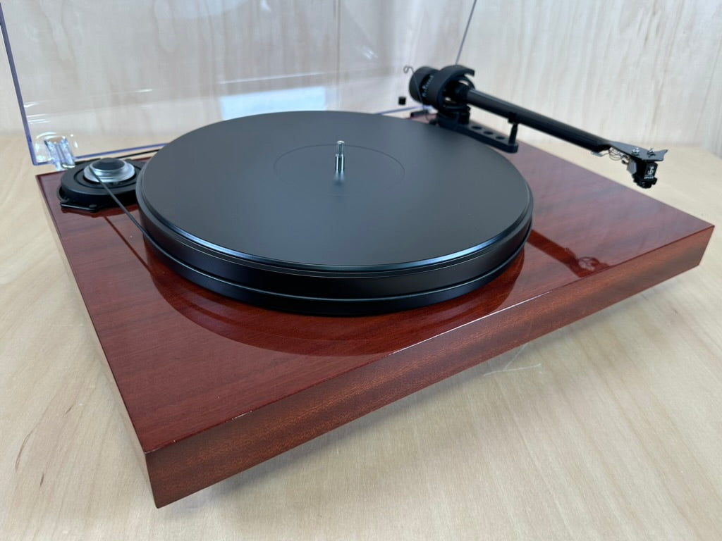 Pro-Ject 2 Xperience Classic Mahogany Turntable