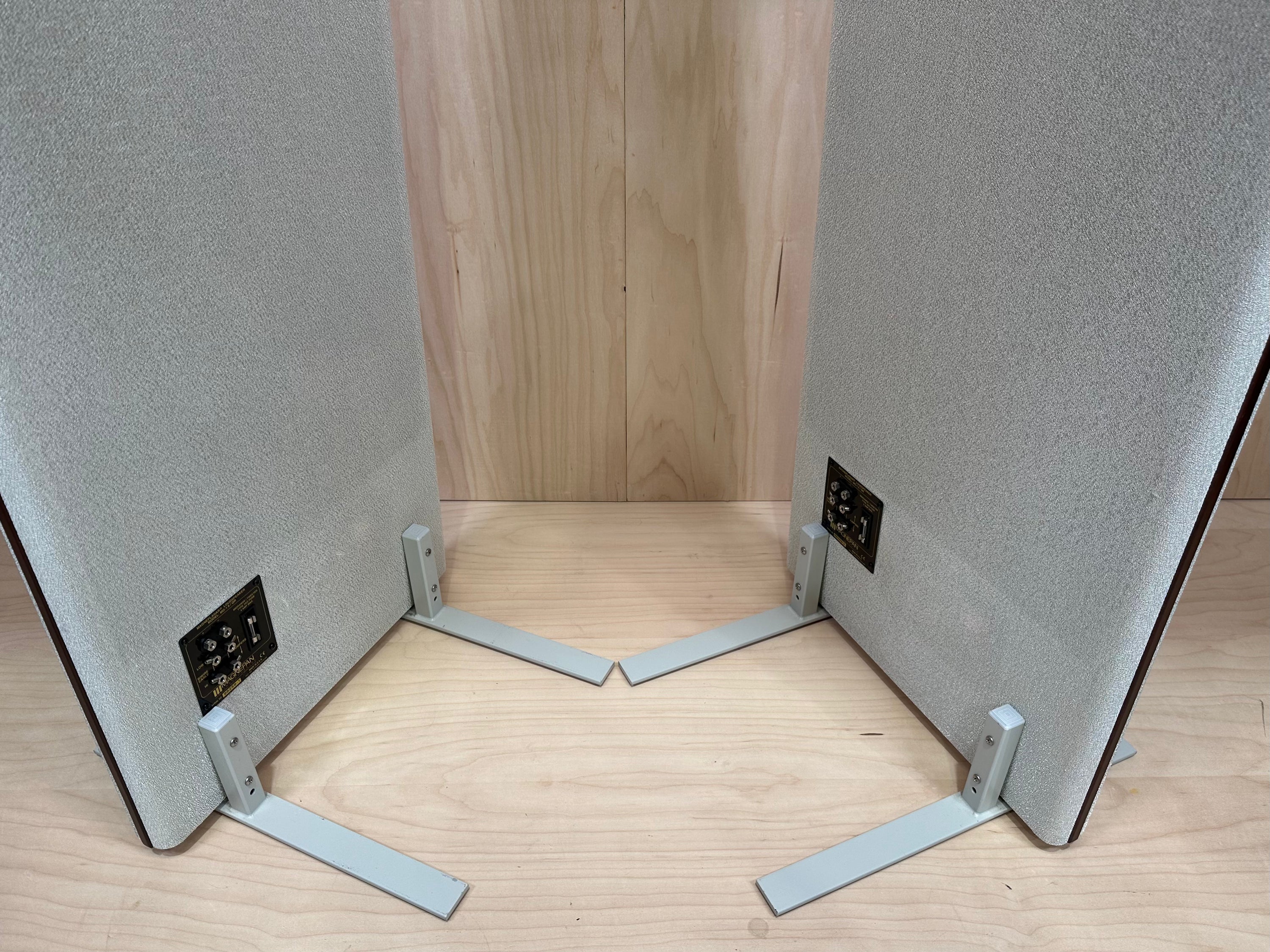 Magnepan Magneplanar MG-1.6/QR Speakers