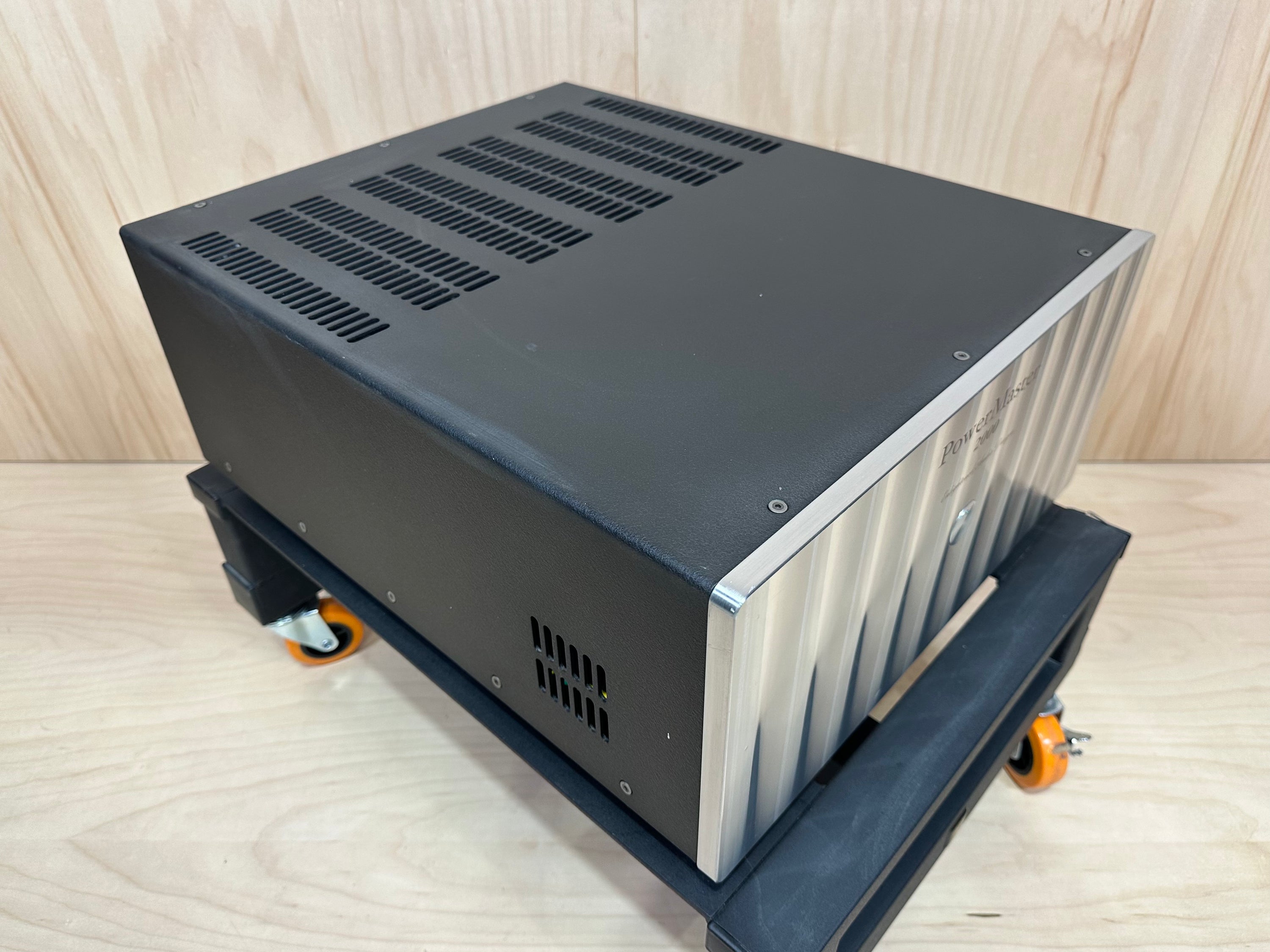 EAD PM2000 Enlightened Audio Designs PowerMaster 2000 Amplifier