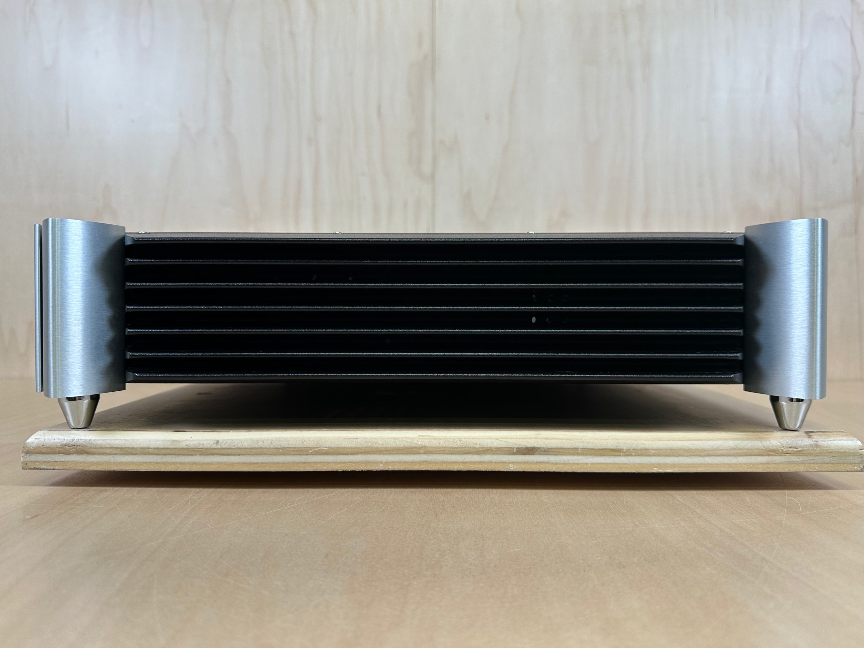 Simaudio Moon 600i Integrated Amplifier