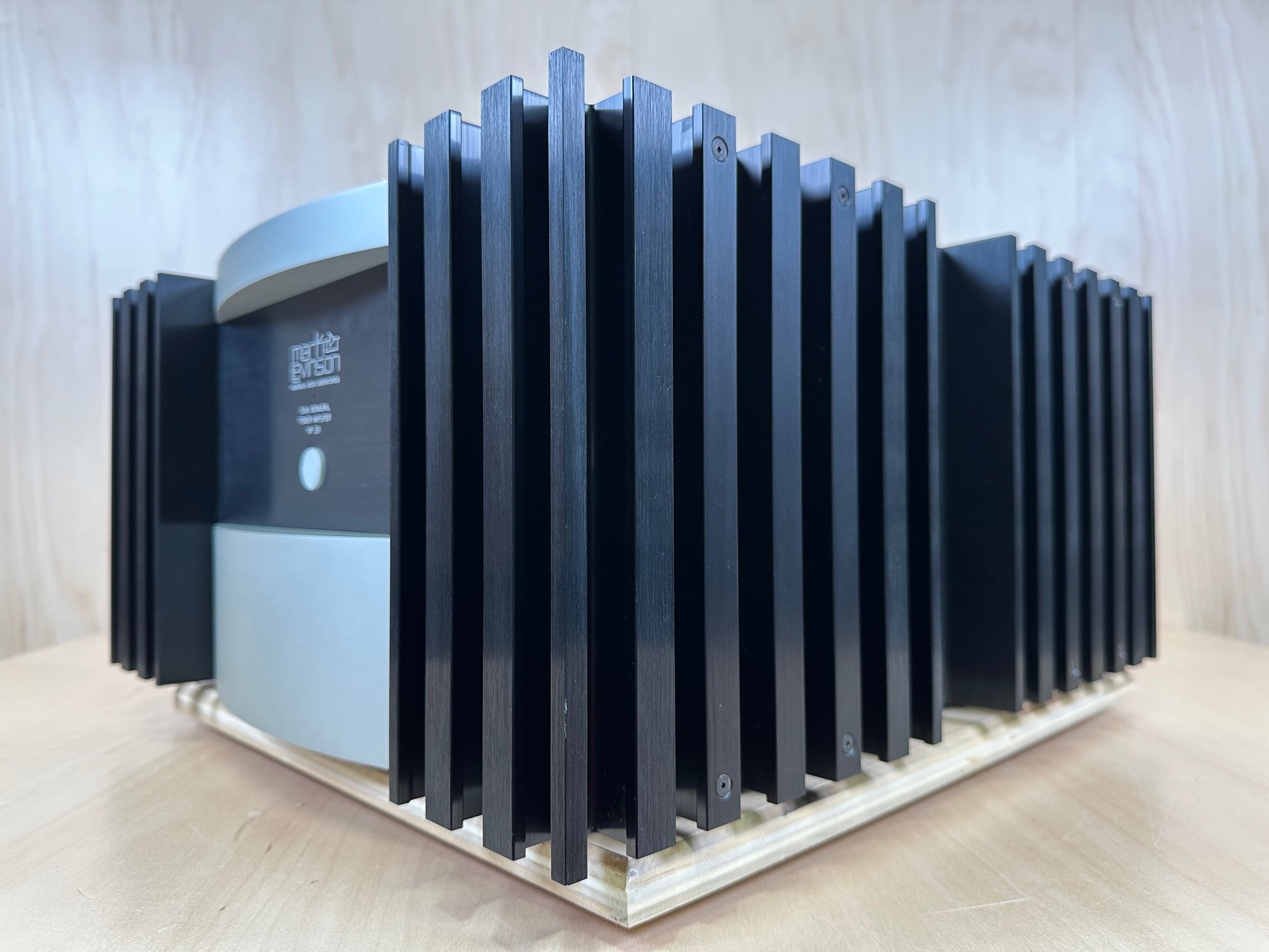 Mark Levinson 331 Dual Monaural Amplifier Recapped and Serviced