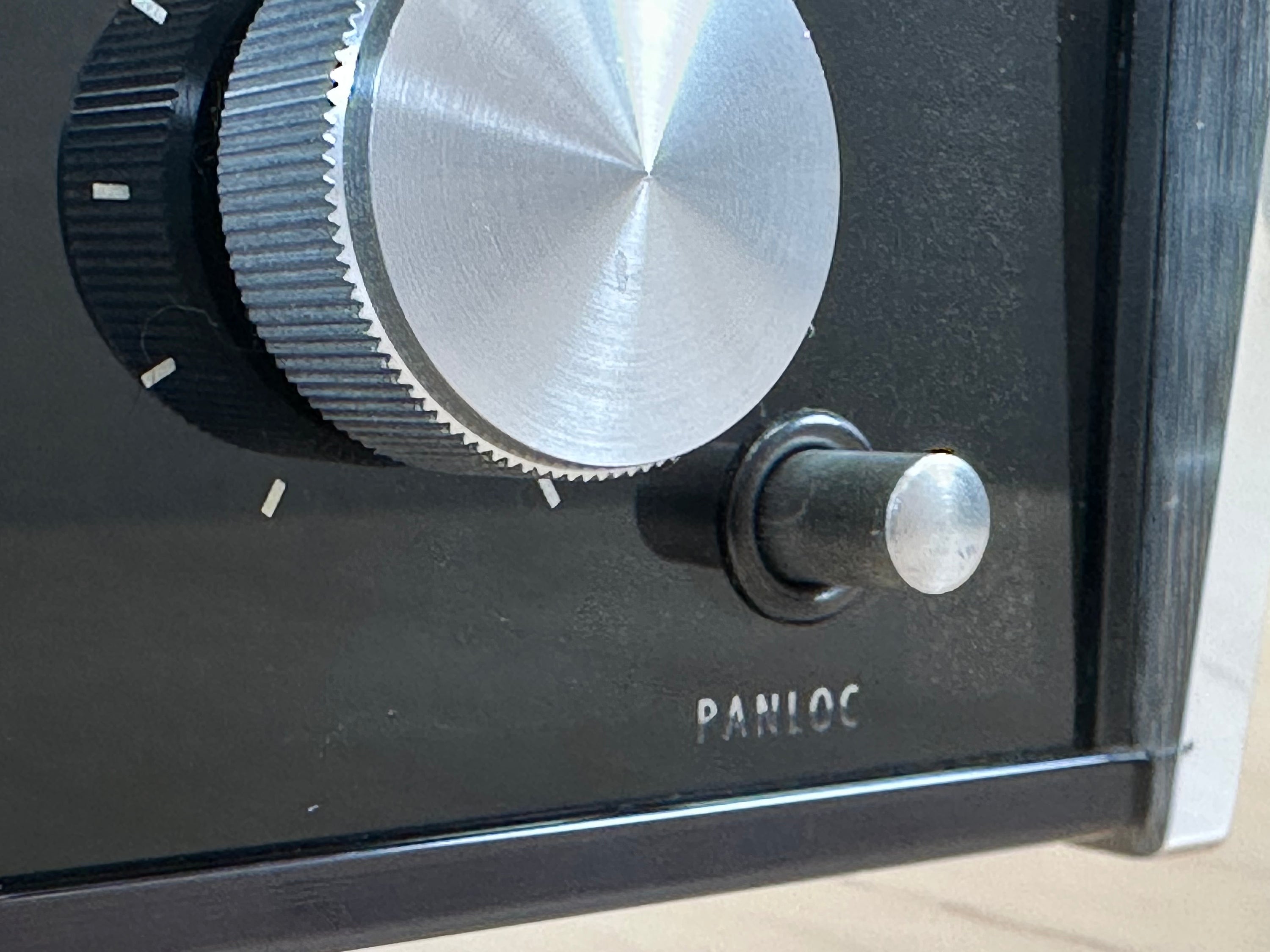 McIntosh C28 Stereophonic Preamplifier