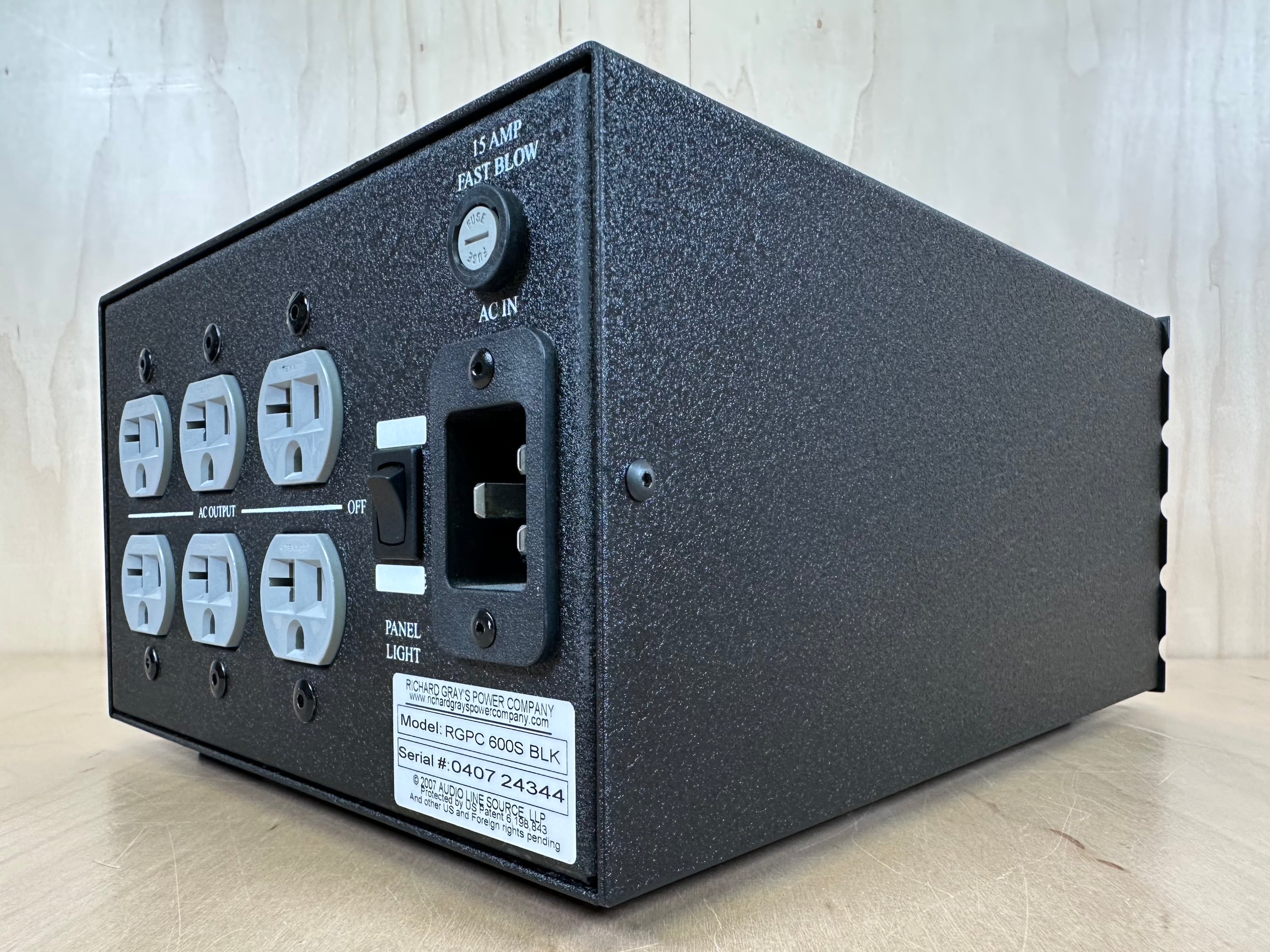 Richard Gray’s Power Company Power Conditioner model: RGPC 600S BLK