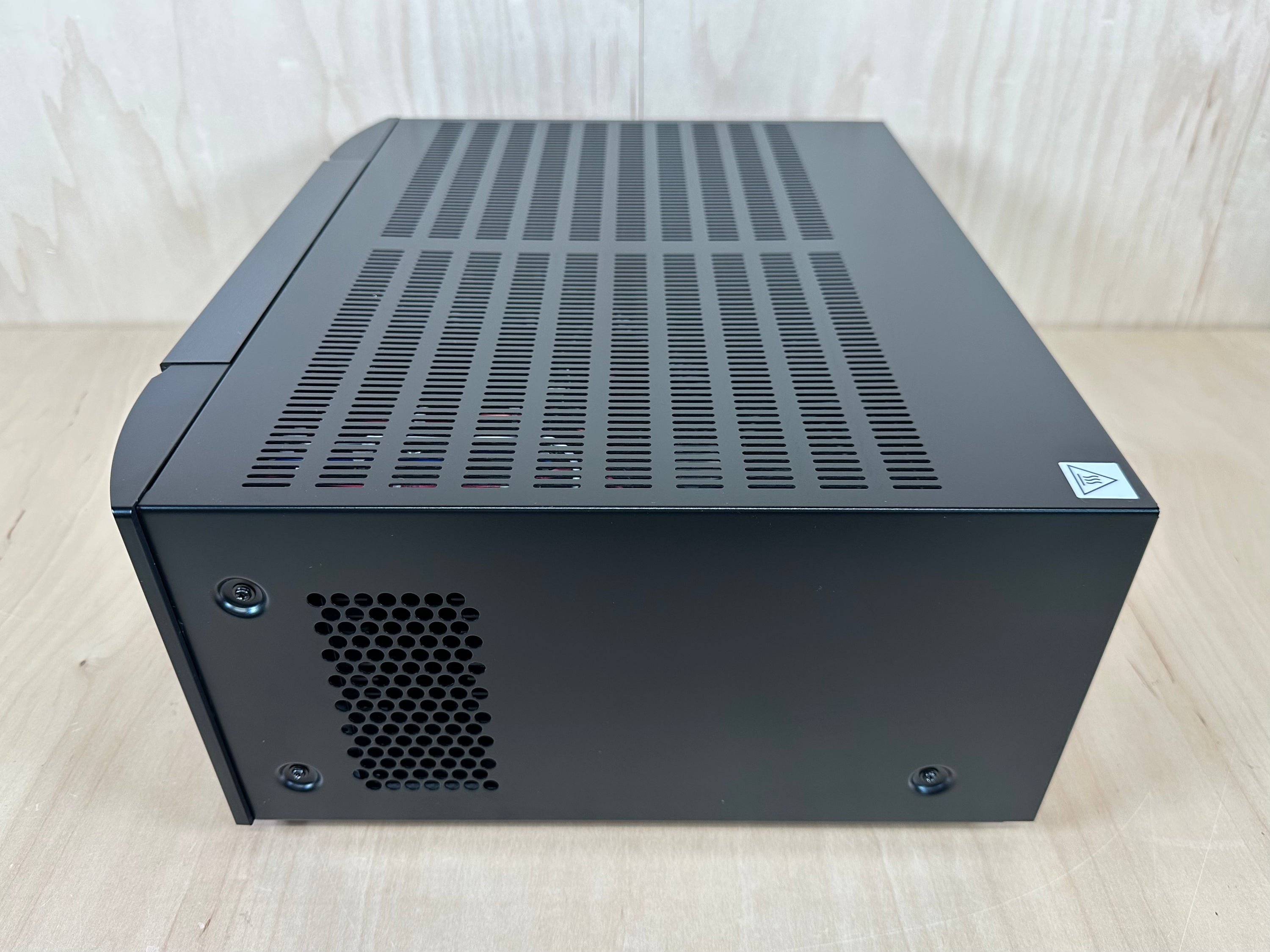 Marantz MM7055 Five Channel Power Amplifier