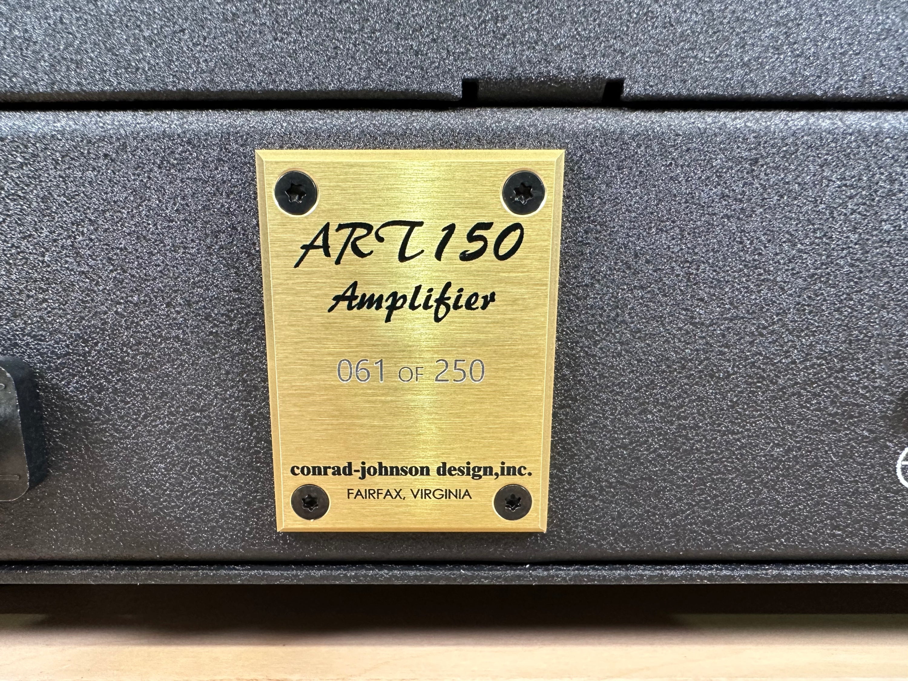Conrad Johnson ART150 Amplifier Open Box