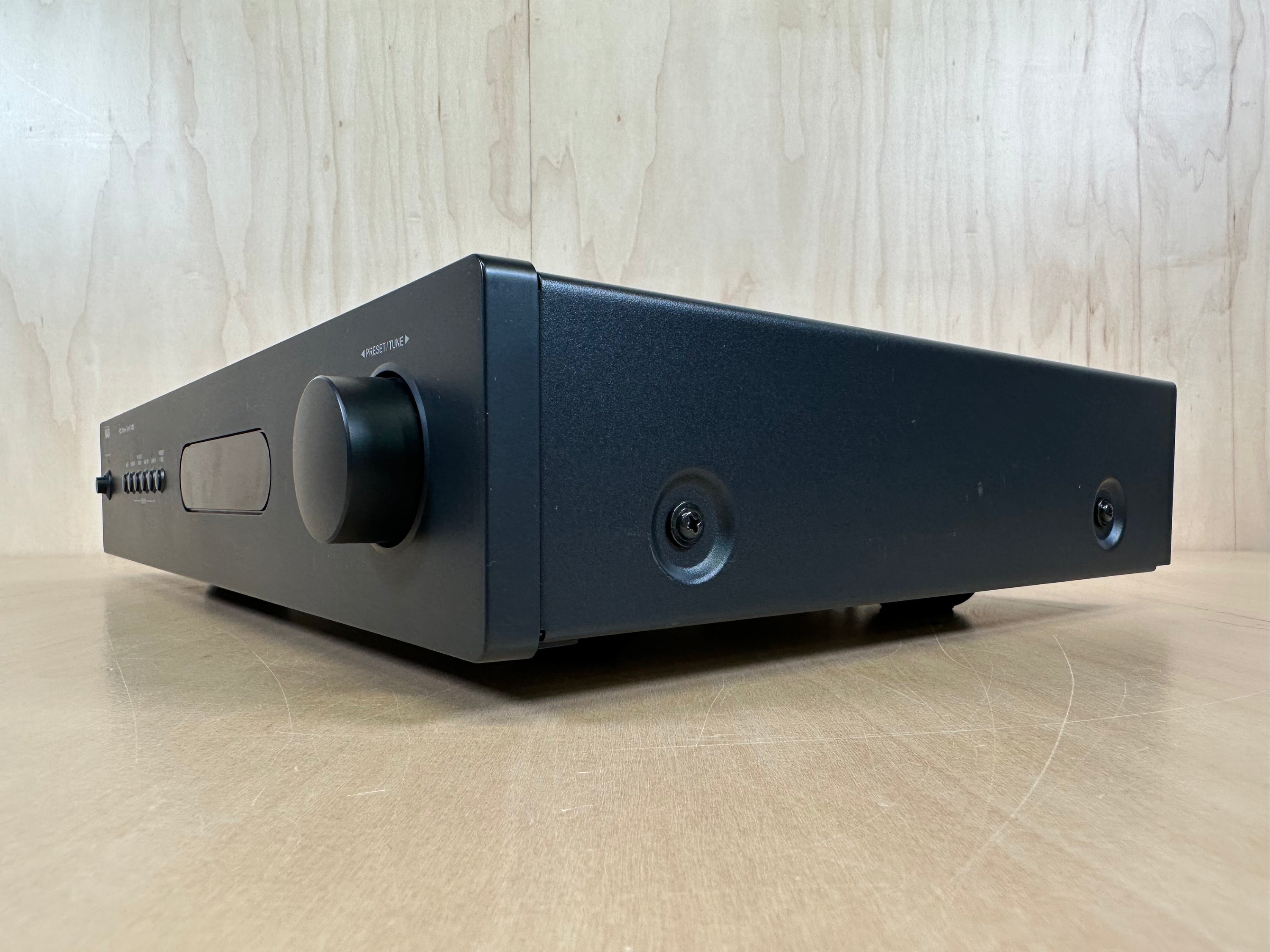 NAD RDS C425 FM/AM Tuner with Remote Control