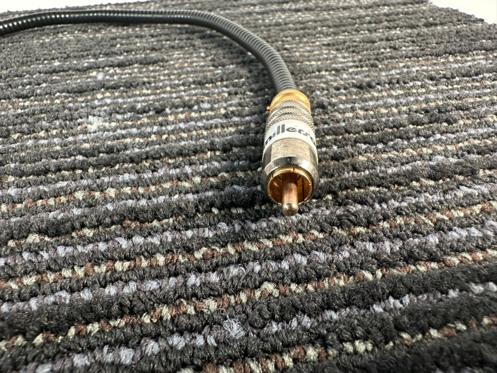 Millersound Interconnect w/Locking RCA Plug Single .5 Meter