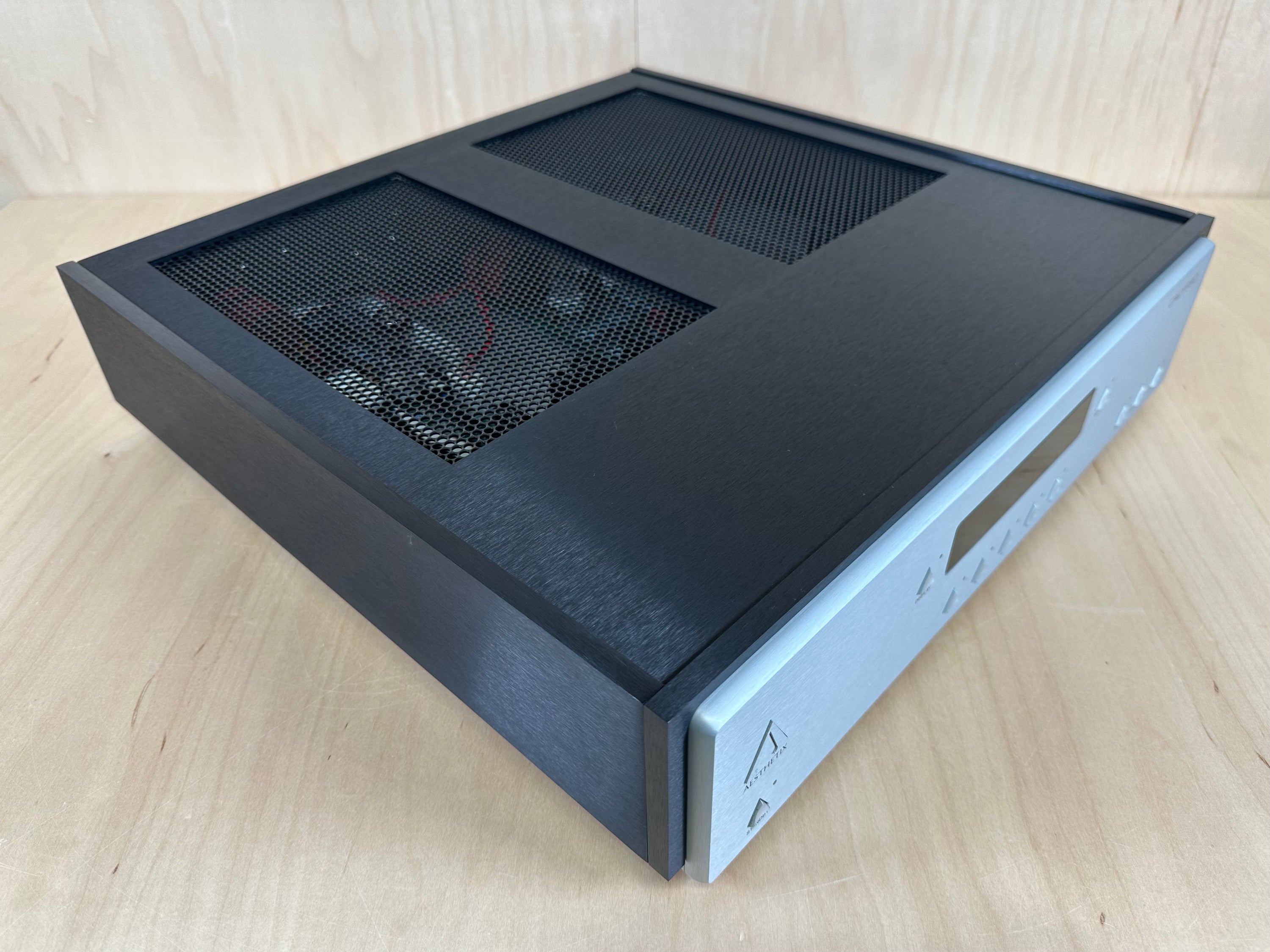 Aesthetix Calypso Signature Preamplifier