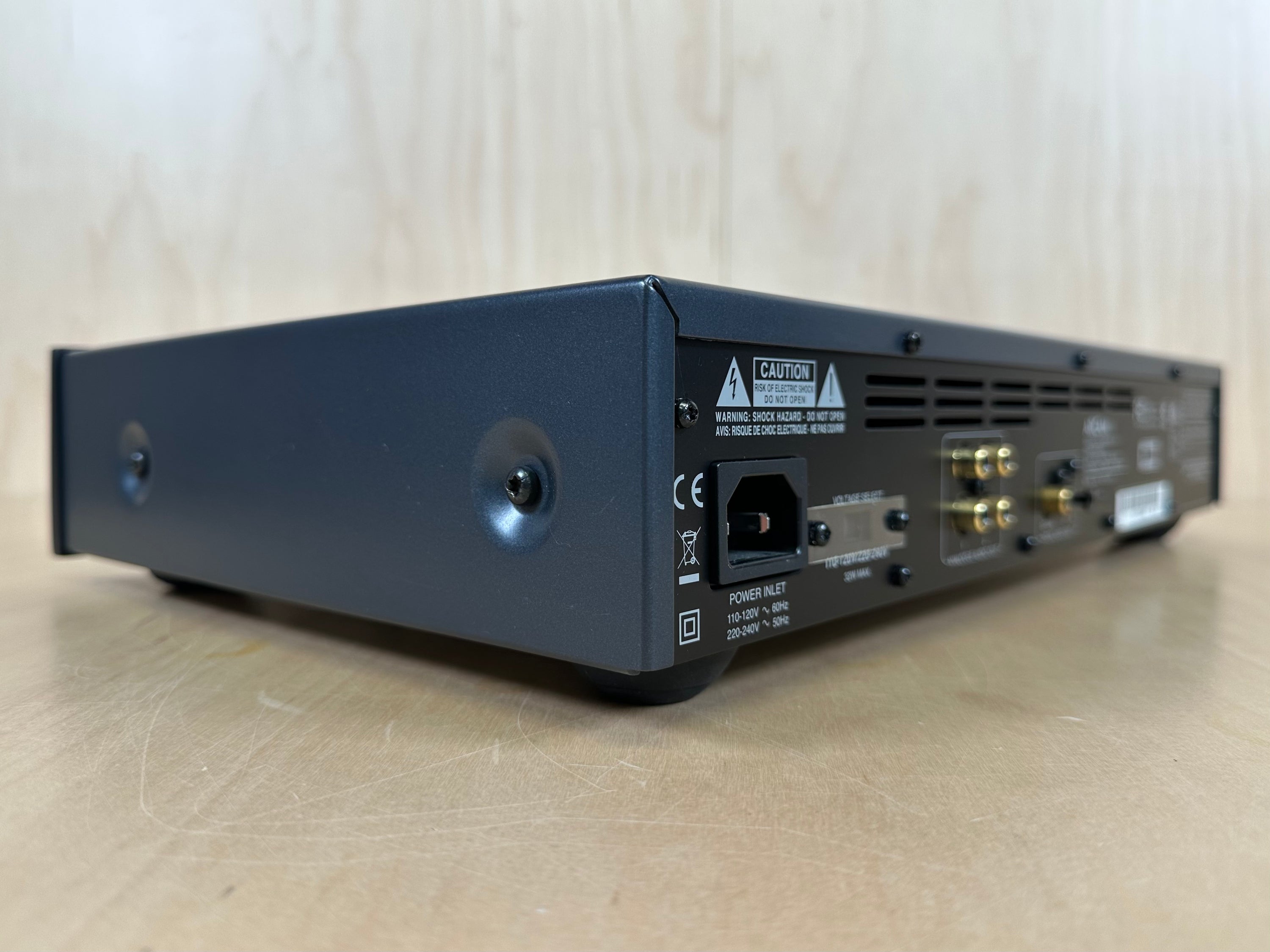 ARCAM FMJ CD17 Compact Disc Player 24 BIT DAC w/Remote