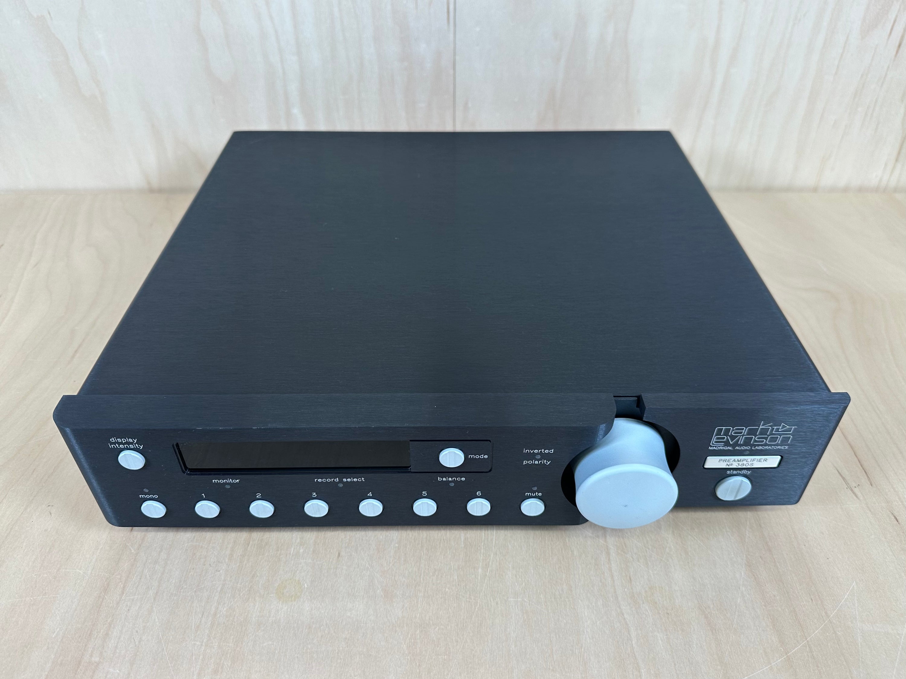 Mark Levinson 380S Preamplifier w/Remote