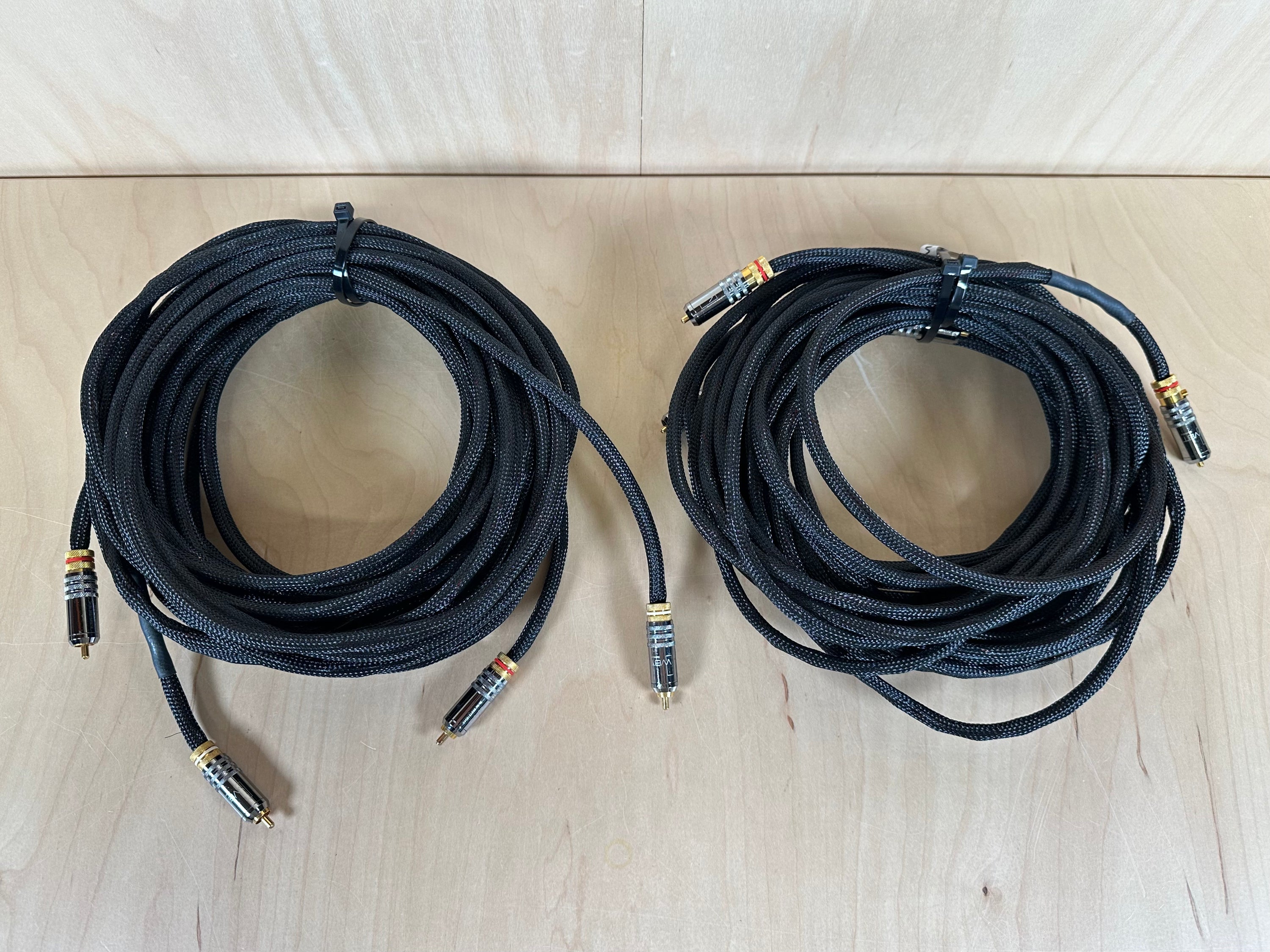 Kimber Kable Hero RCA Interconnects w/WBT-0108 Connectors 8 Meter Pair