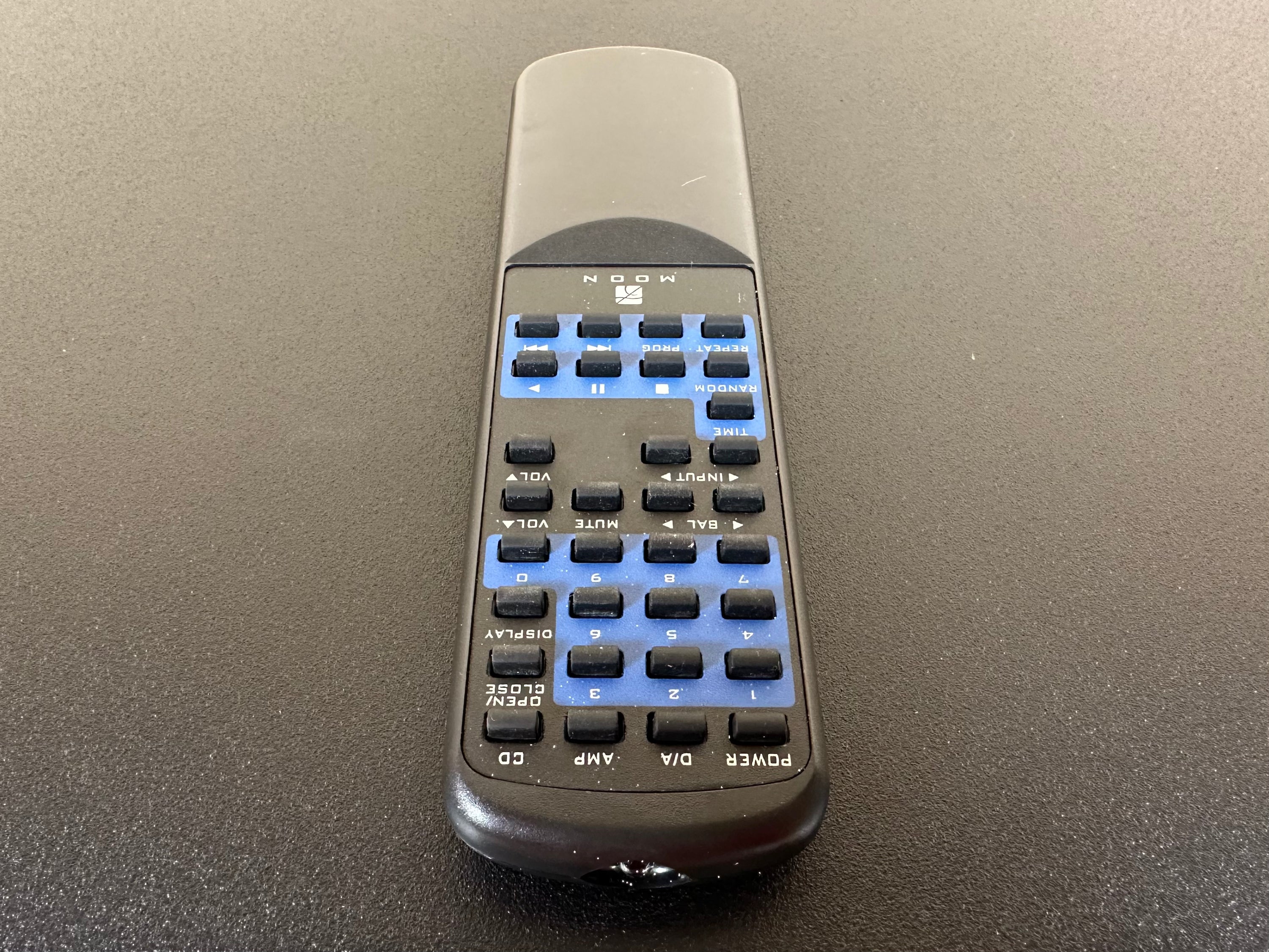 Simaudio Moon 380D V1 DAC w/MiND 1 Streamer, Volume Control, Remote