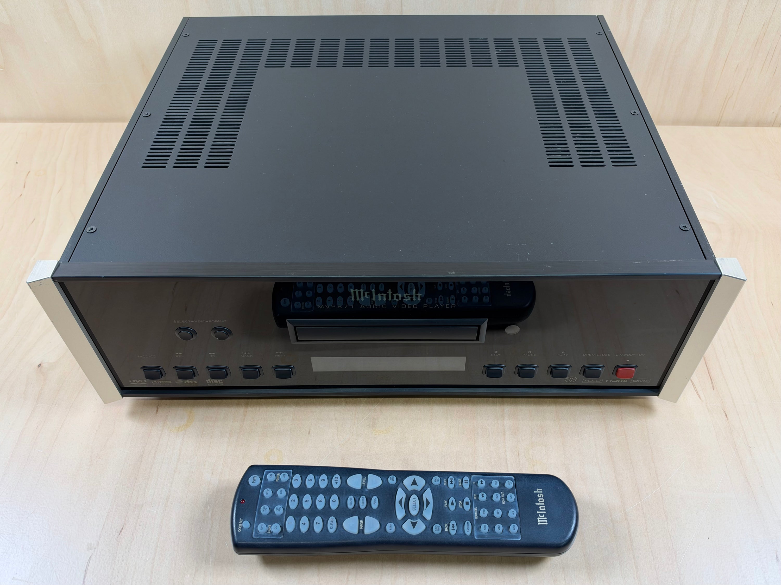 McIntosh MVP871 Audio Video Player DVD/SACD/HDCD