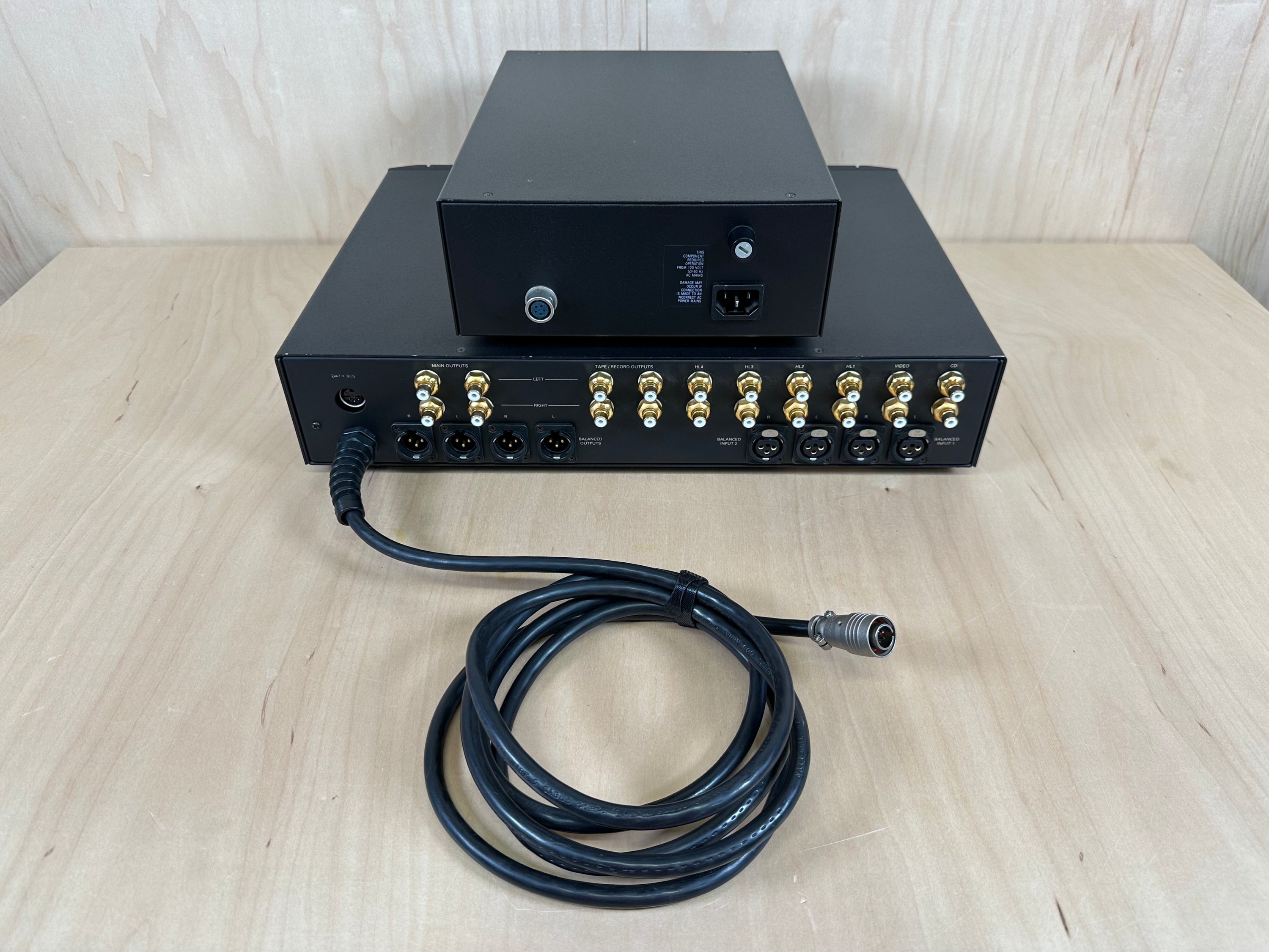 Threshold T2 Preamplifier