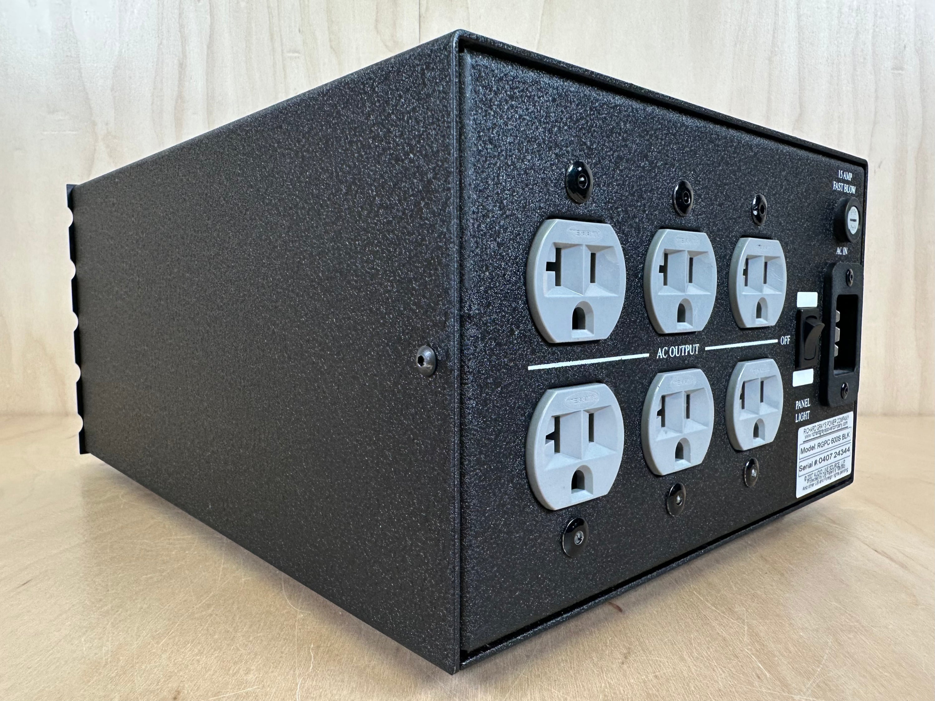 Richard Gray’s Power Company Power Conditioner model: RGPC 600S BLK