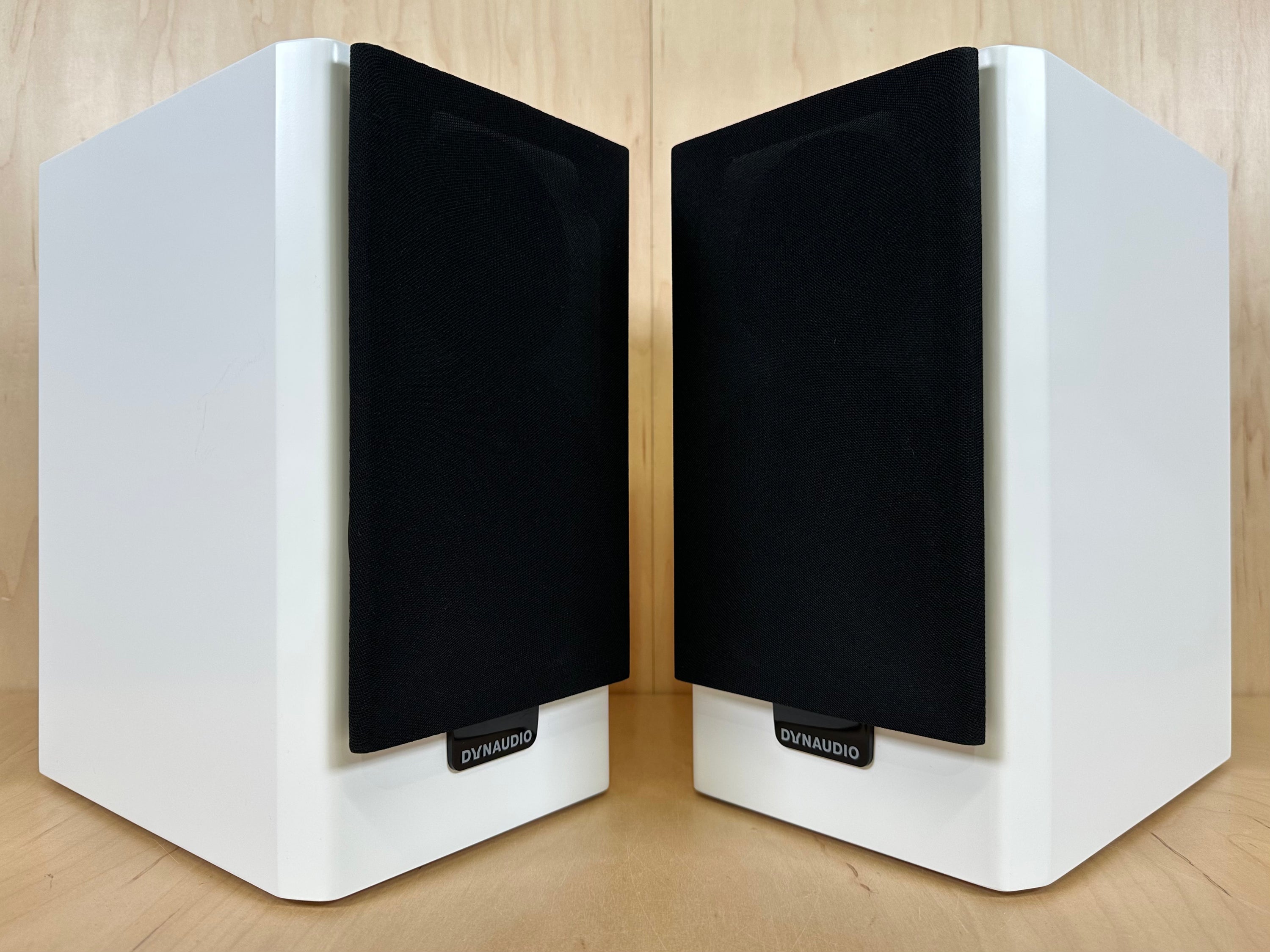 Dynaudio Xeo 20 Wireless Speakers