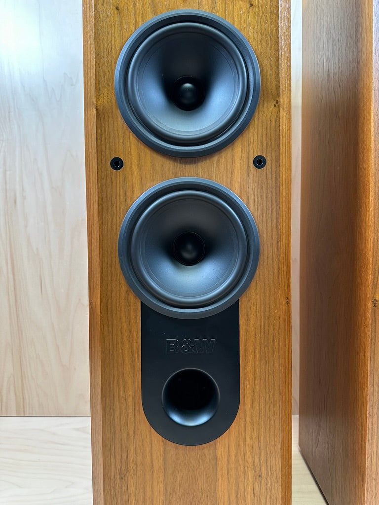 B&W Bowers & Wilkins Matrix 803 Series 2 Speakers in Walnut