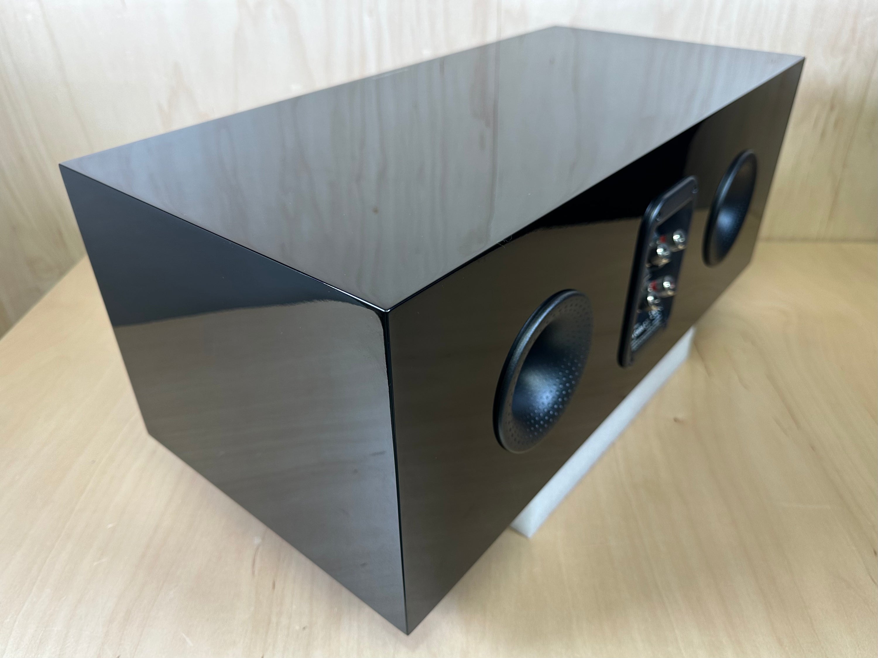 B&W CM Centre 2 S2 Center Channel Speaker Bowers & Wilkins