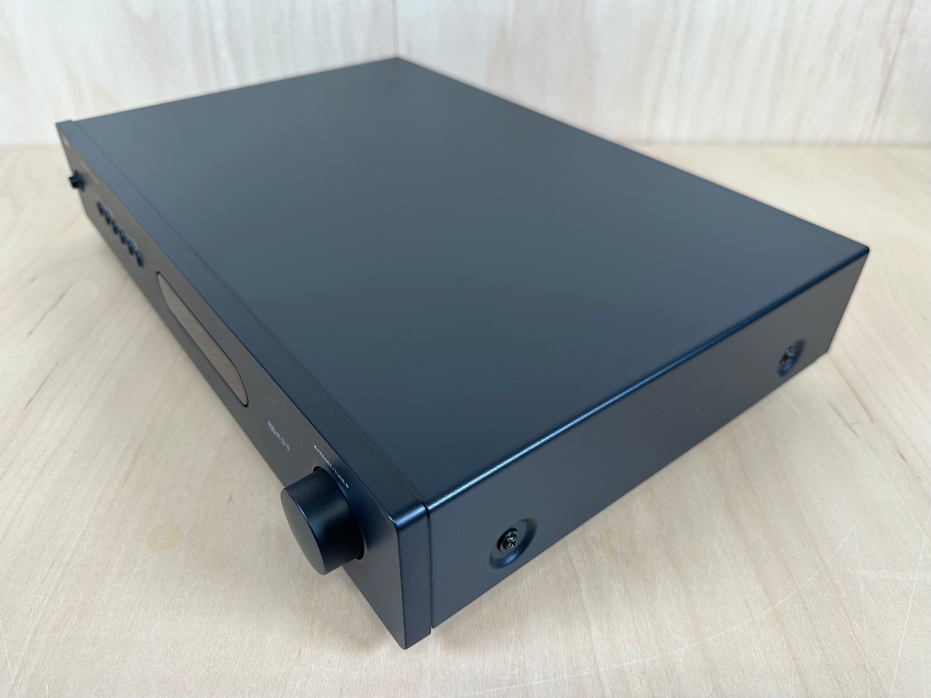 NAD RDS C425 FM/AM Tuner with Remote Control