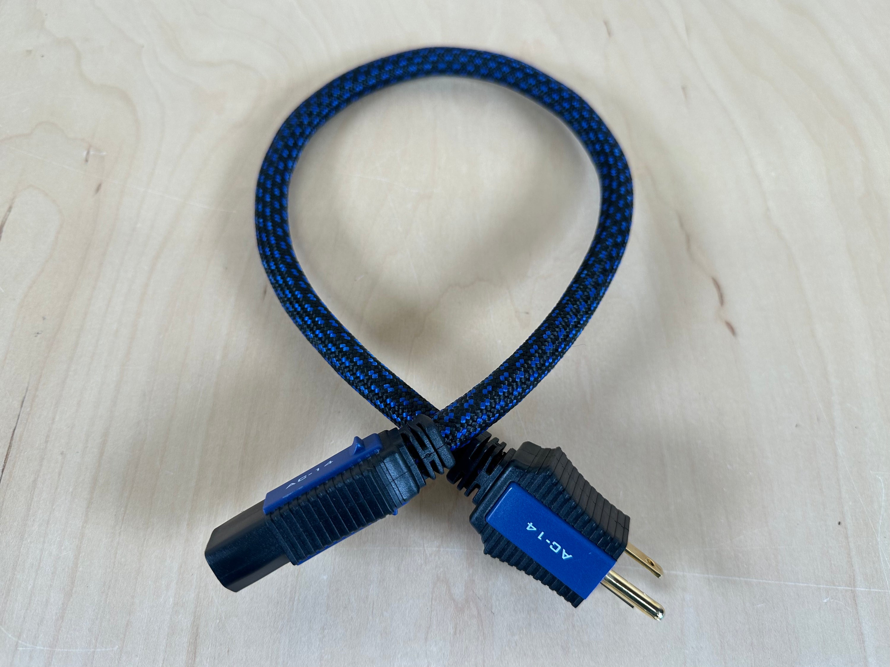 Pangea AC-14 AC cable 2'