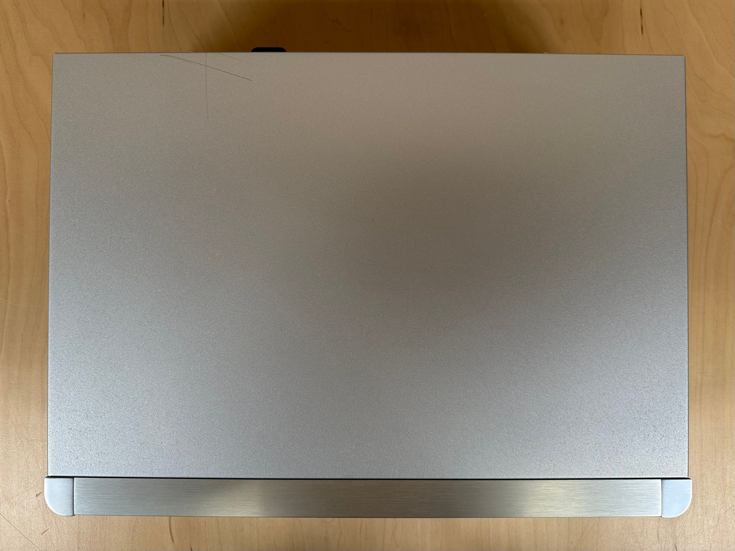 Rotel RSP-1576 Preamplifier Surround Sound Processor w/Box and Remote Silver