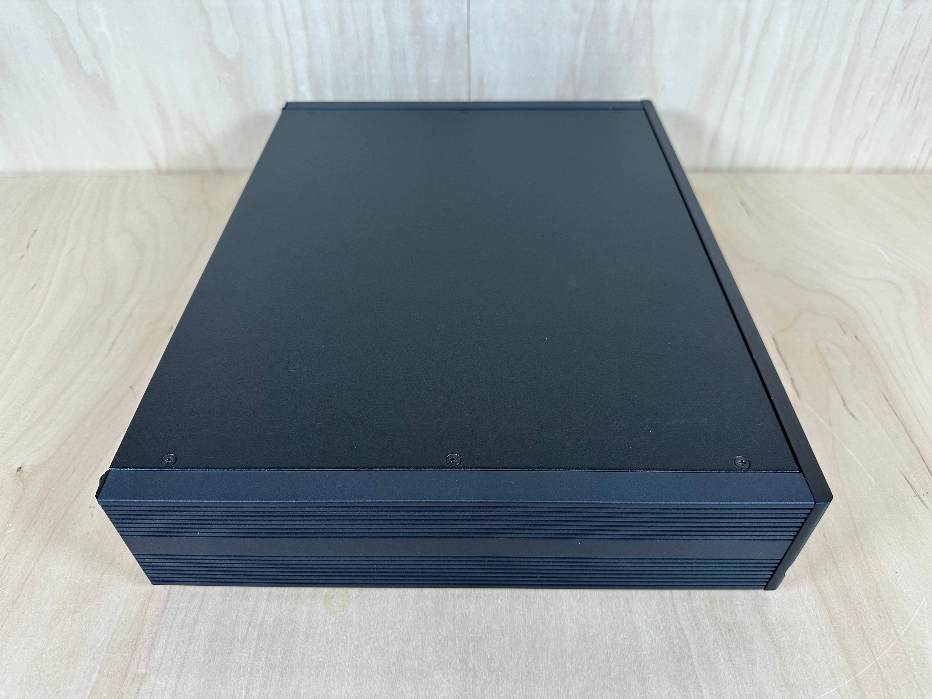 Simaudio Moon 380D V1 DAC w/MiND 1 Streamer, Volume Control, Remote