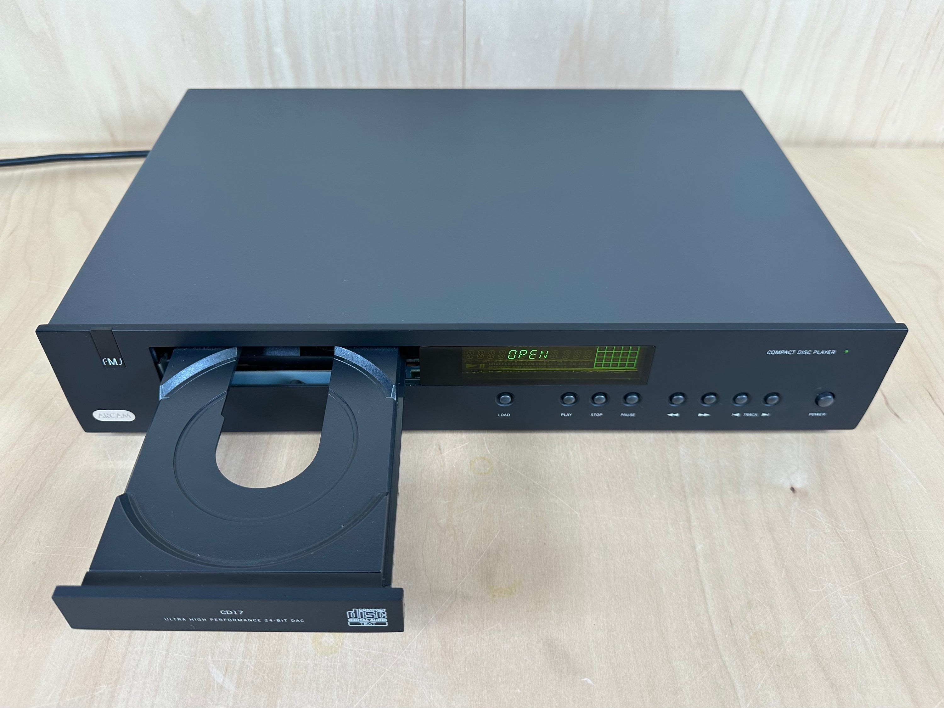 ARCAM FMJ CD17 Compact Disc Player 24 BIT DAC w/Remote