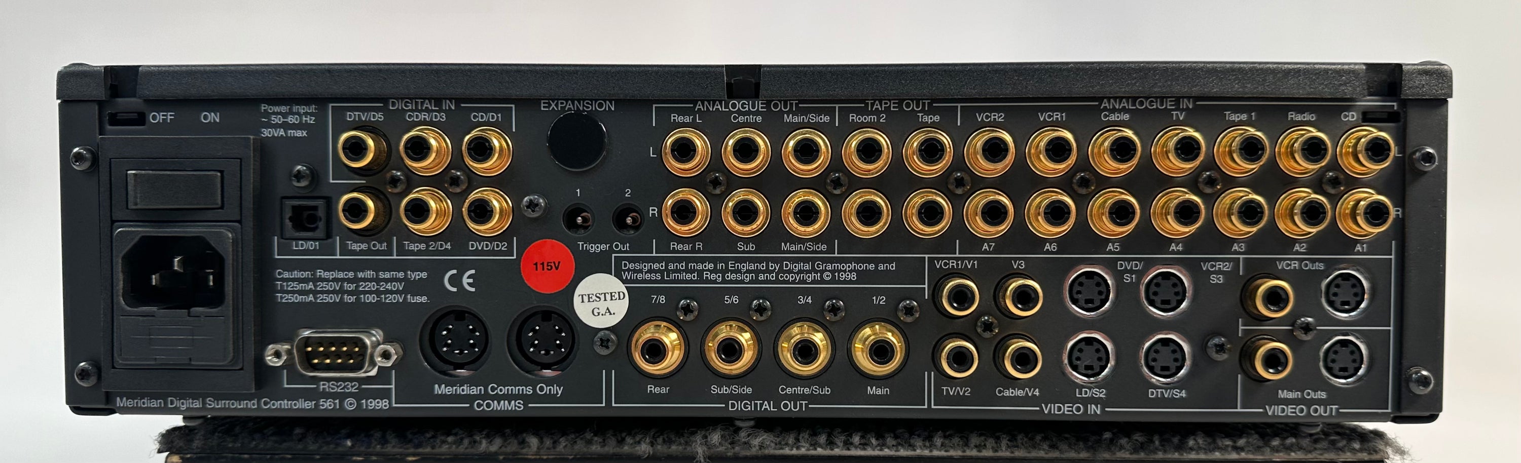 Meridian 561 Digital Surround Controller Preamp