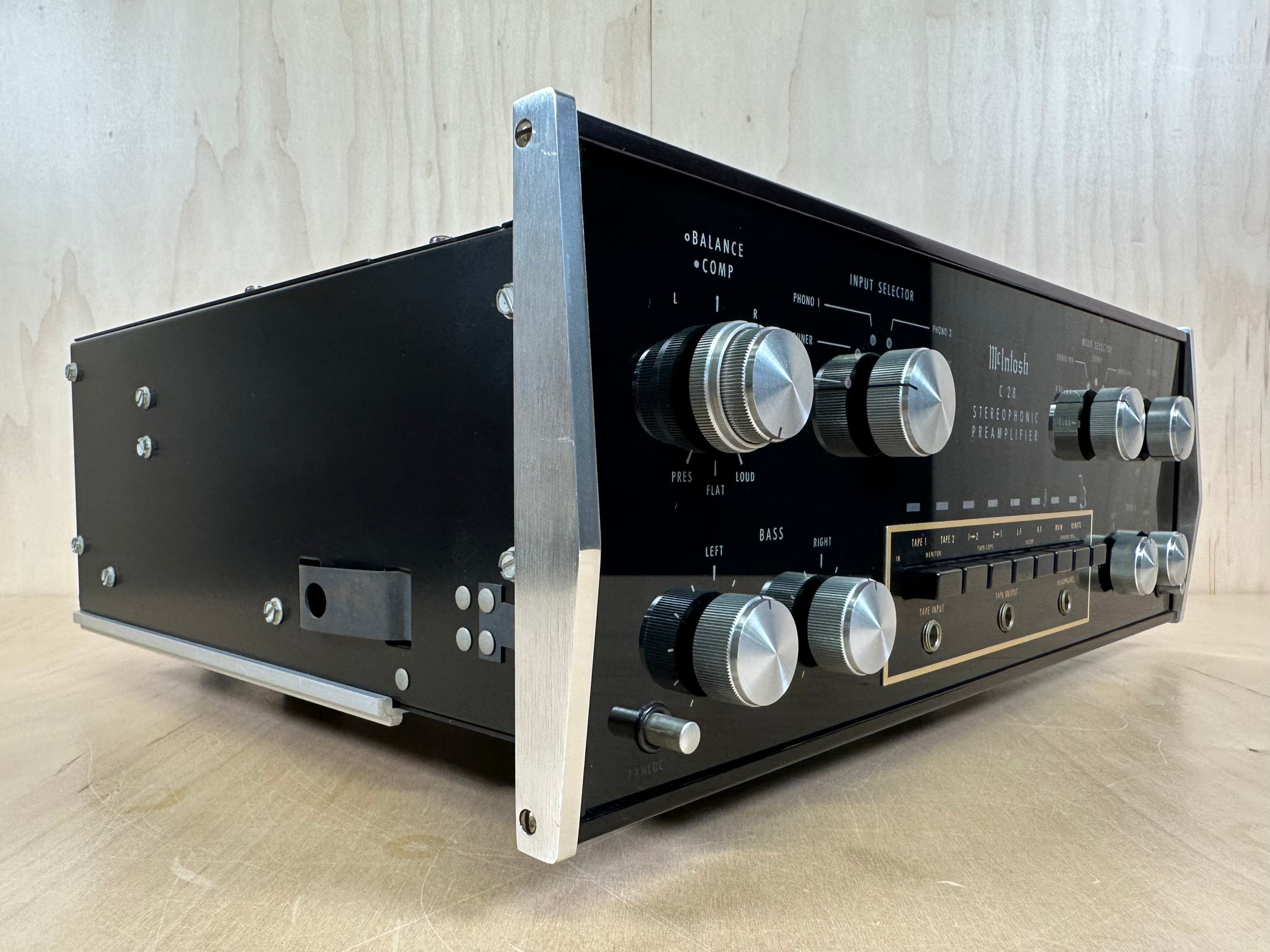 McIntosh C28 Stereophonic Preamplifier